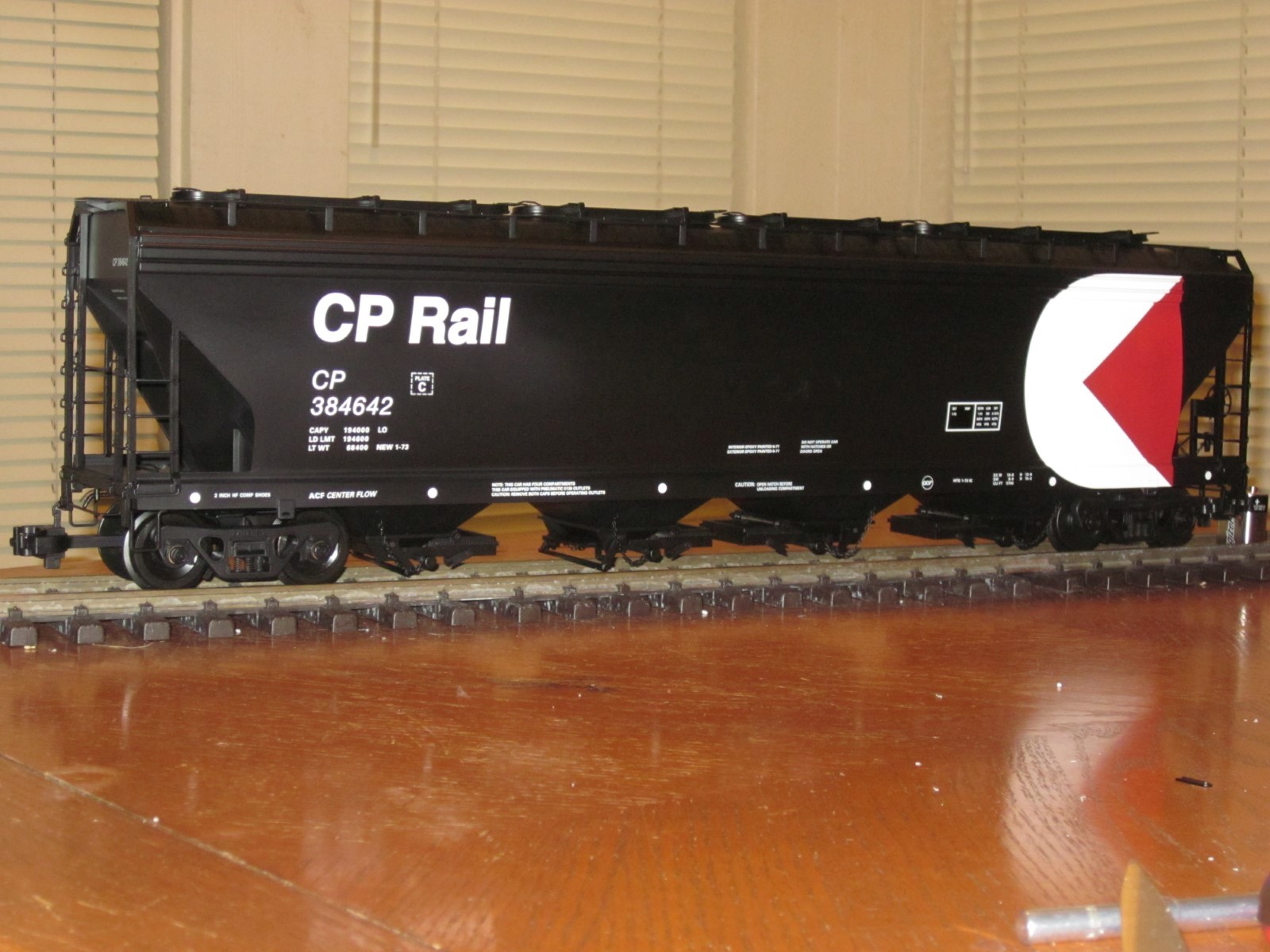 R14132 Canadian Pacific CP 384642