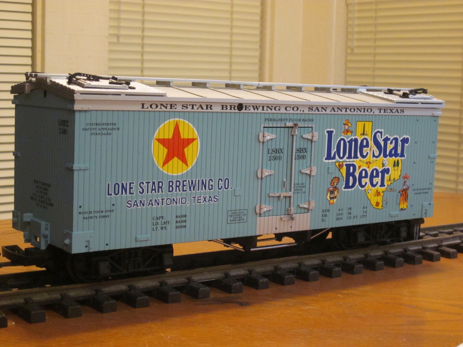R16436 Lone Star Beer LSBX 2500