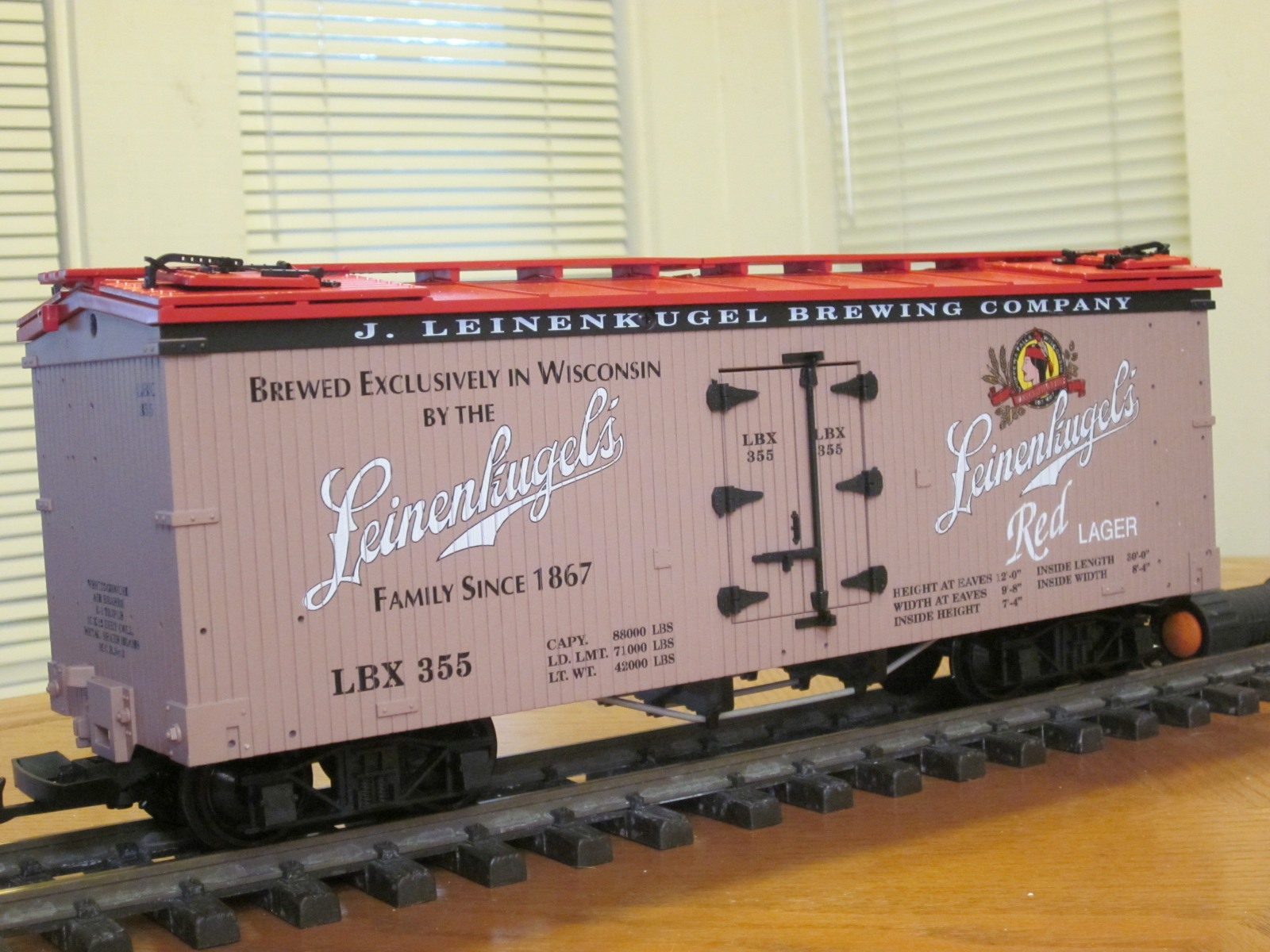 R16269 Leinenkugels Red Lager LBX 355