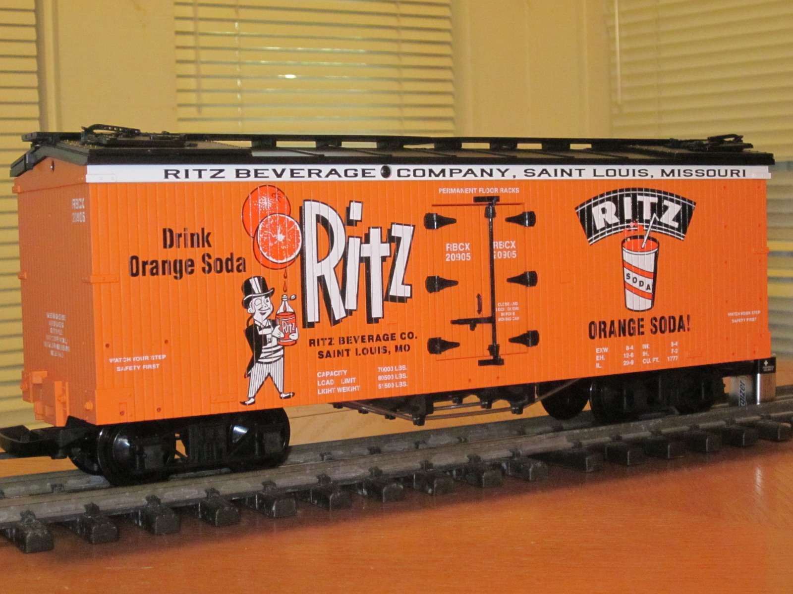 R16420 Ritz Beverage Company Orange Soda RBCX 20905