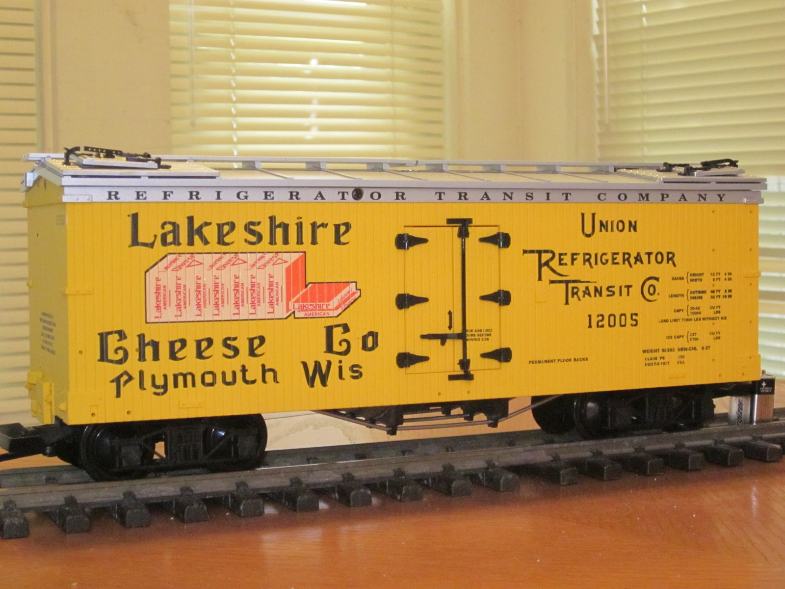 R16315 Lakeshire Cheese Co URTCo 12005