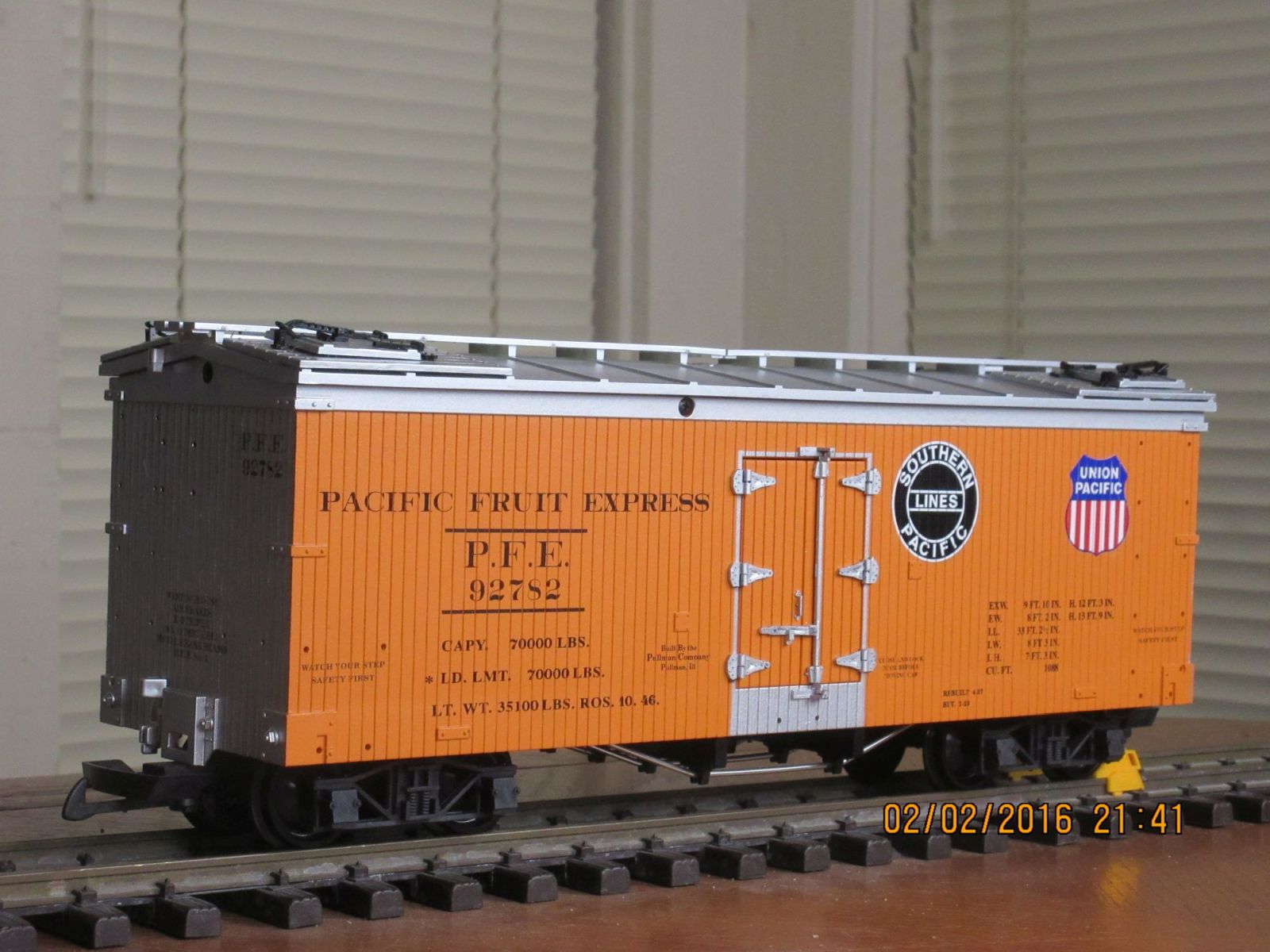 R16483 D PFE SP PFE 92782