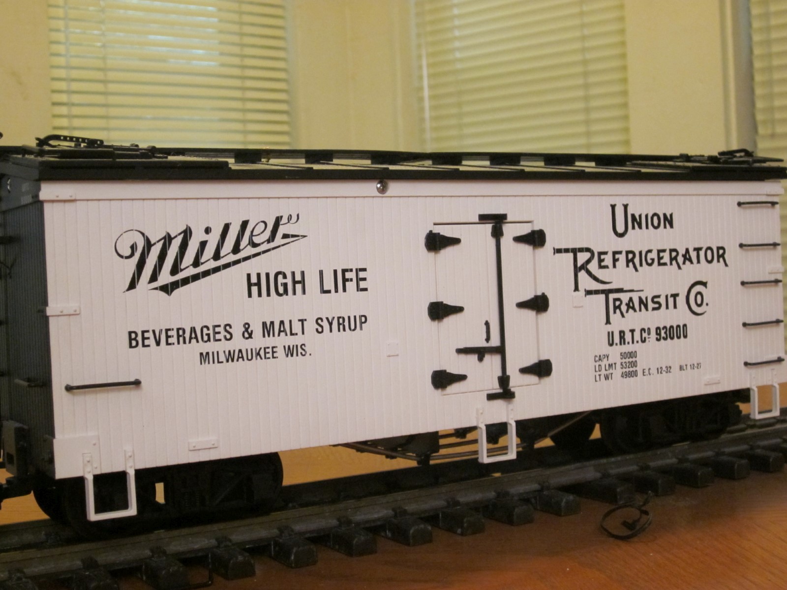 R1616 Miller High Life URTC 93000