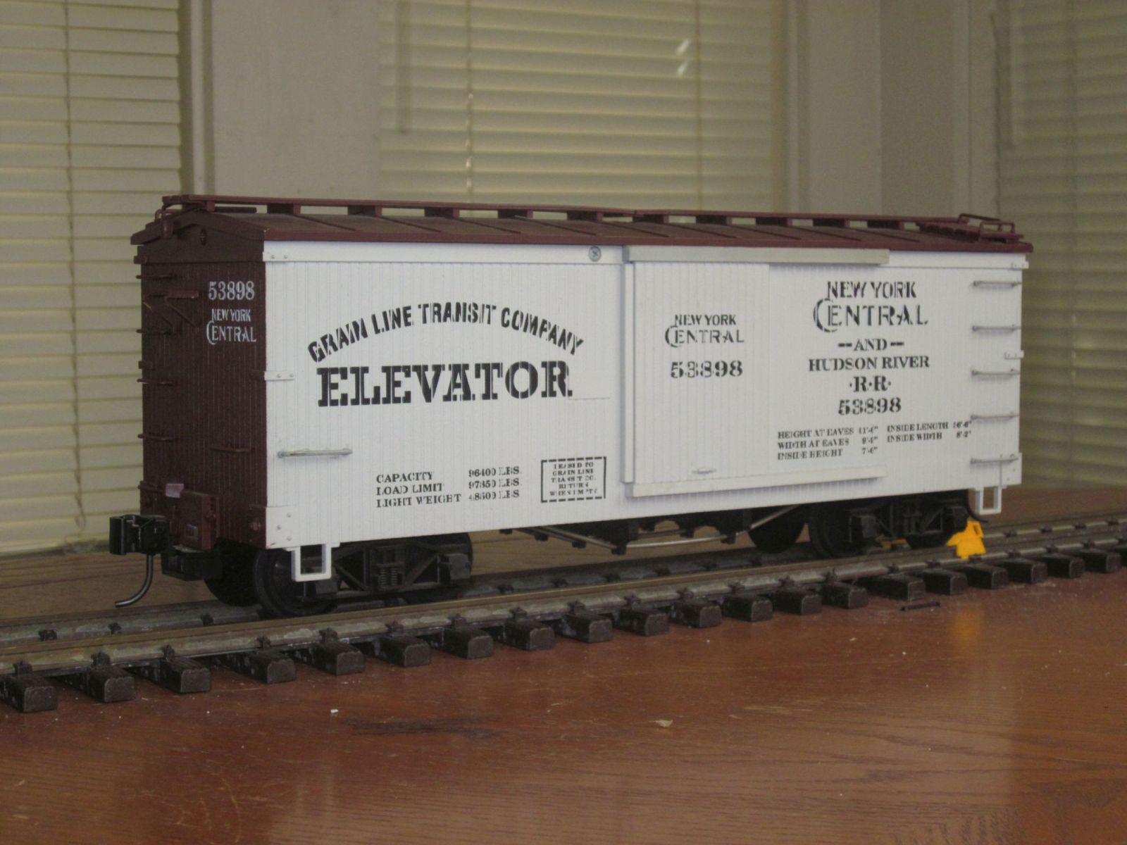 R19052 Box Car NYC (Grain Line Transport) # 53898