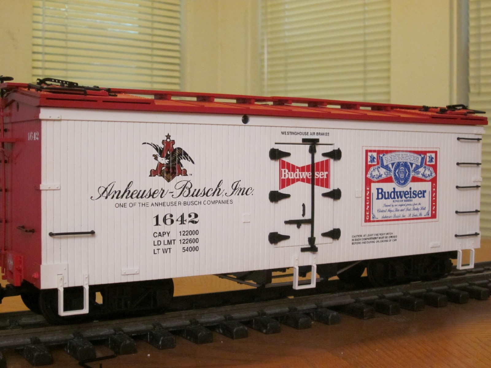 R1642 Budweiser AB 1642