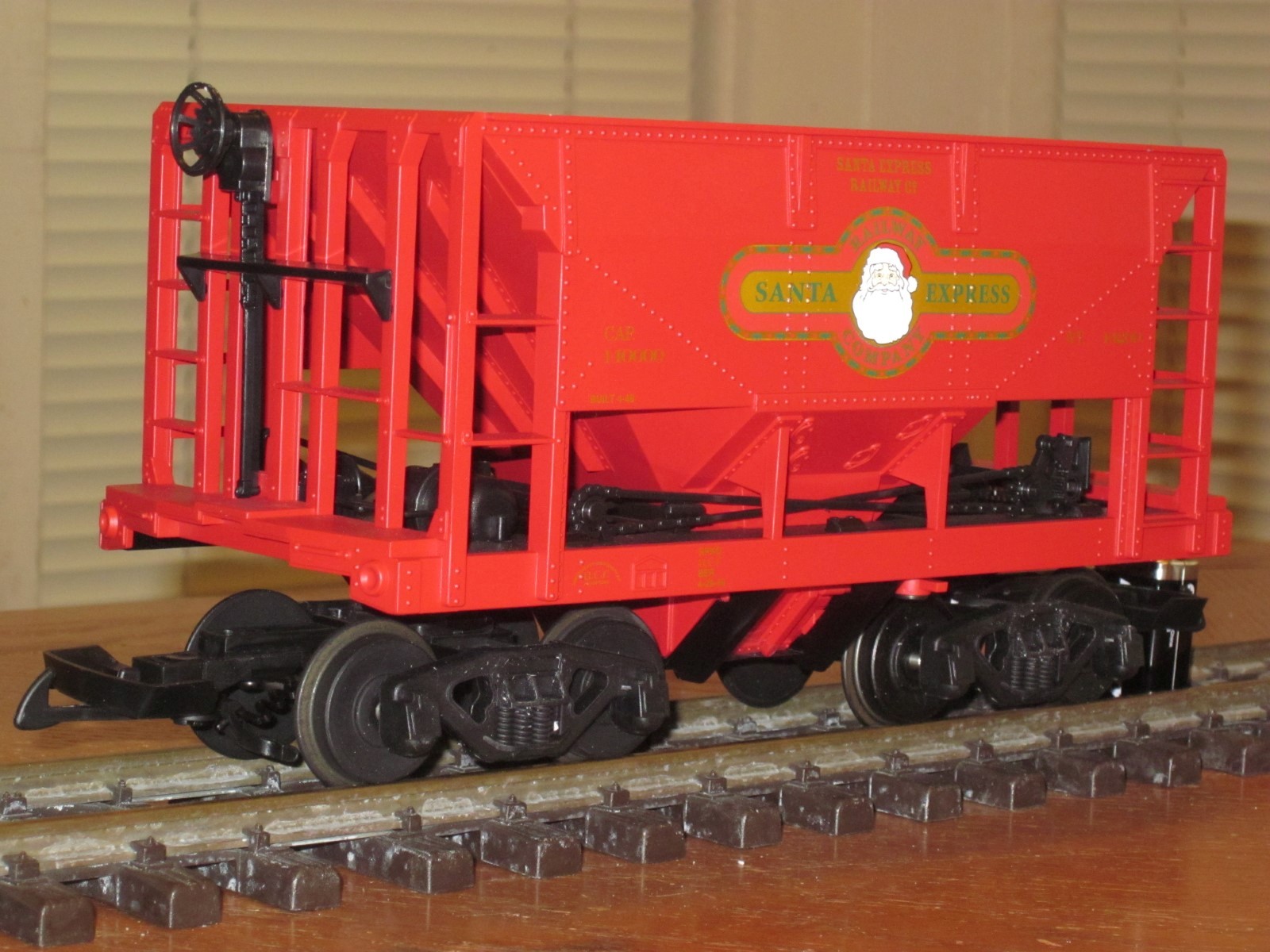 R14218B Christmas Red