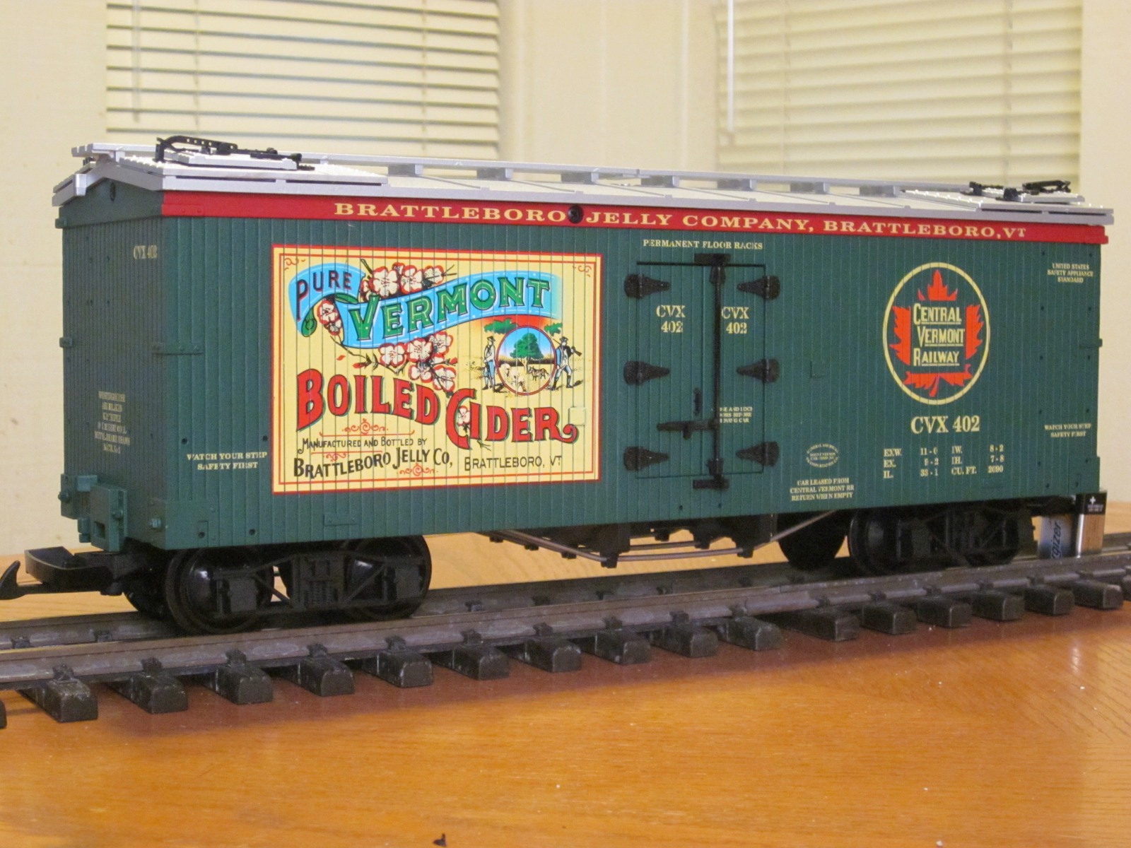 R16351 Central Vermont Rwy Vermont Boiled Cider CVX 402