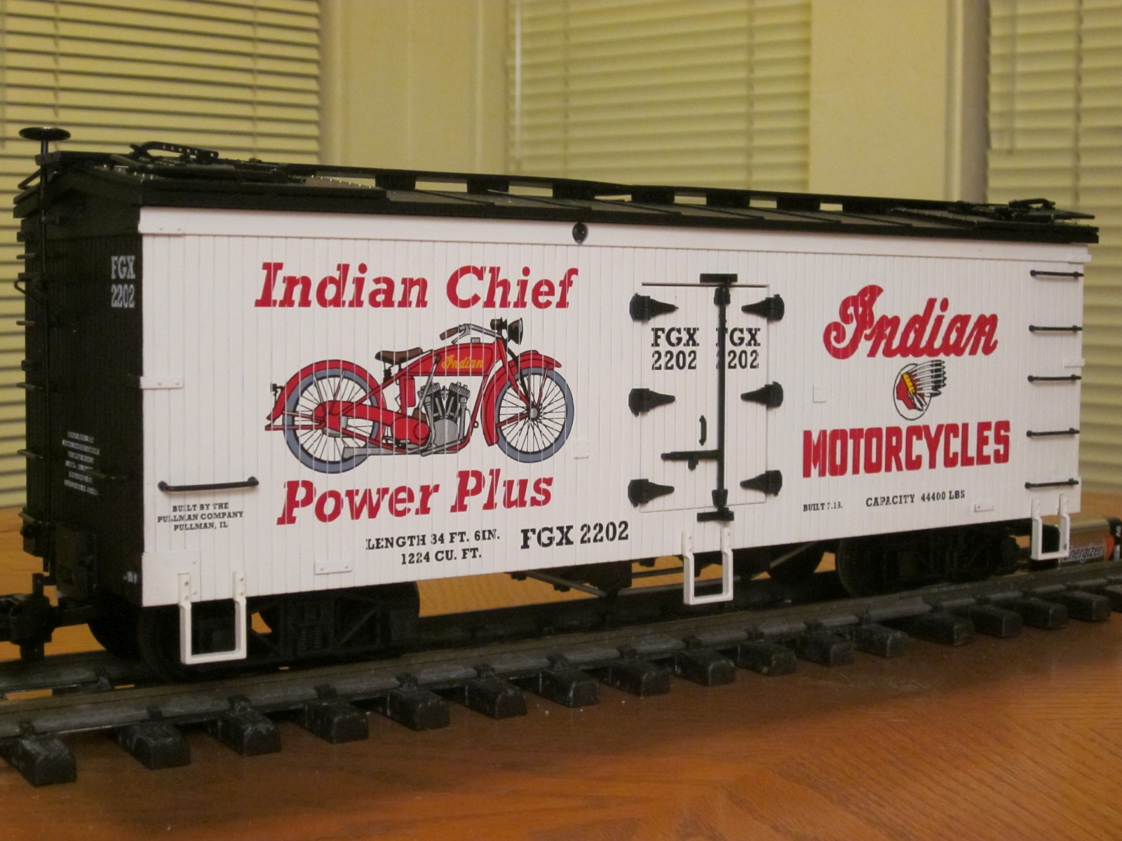 R16079 Indian Motorcycle FGX 2202