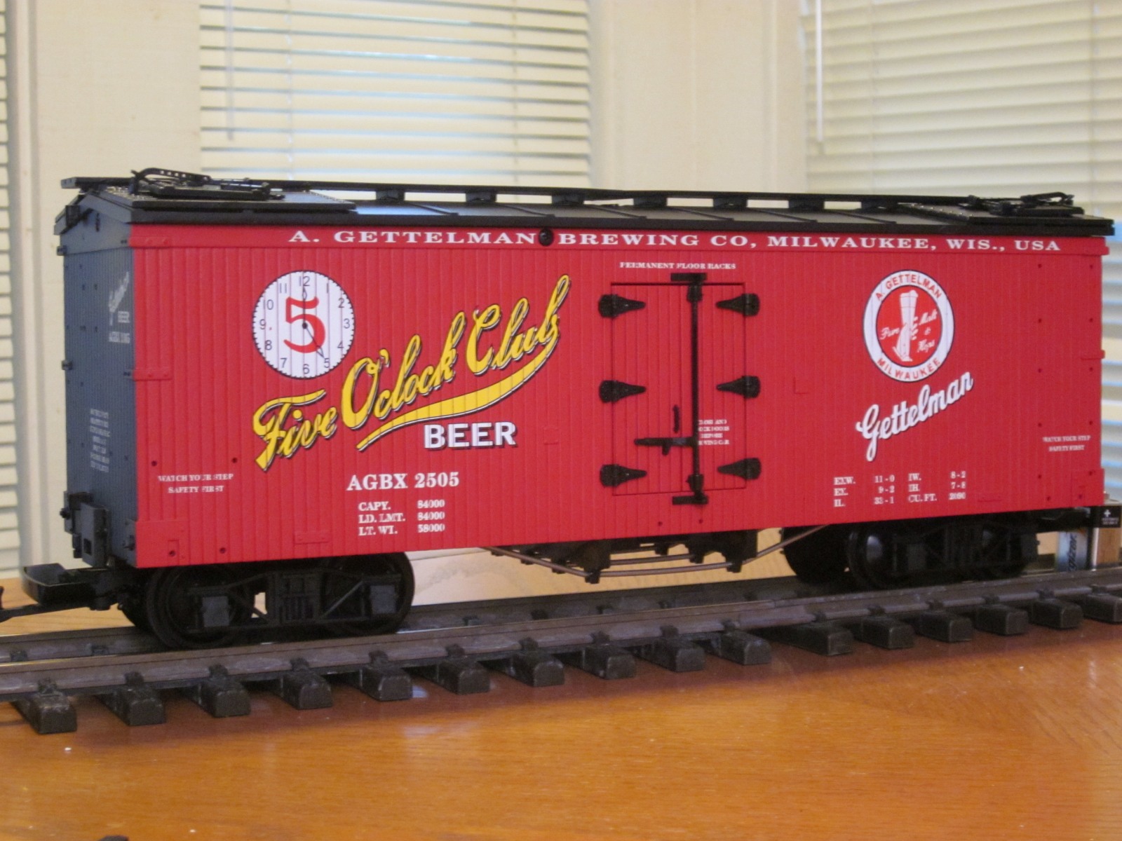 R16395 Gettelman Brewing Five OClock Brewing AGBX 2505