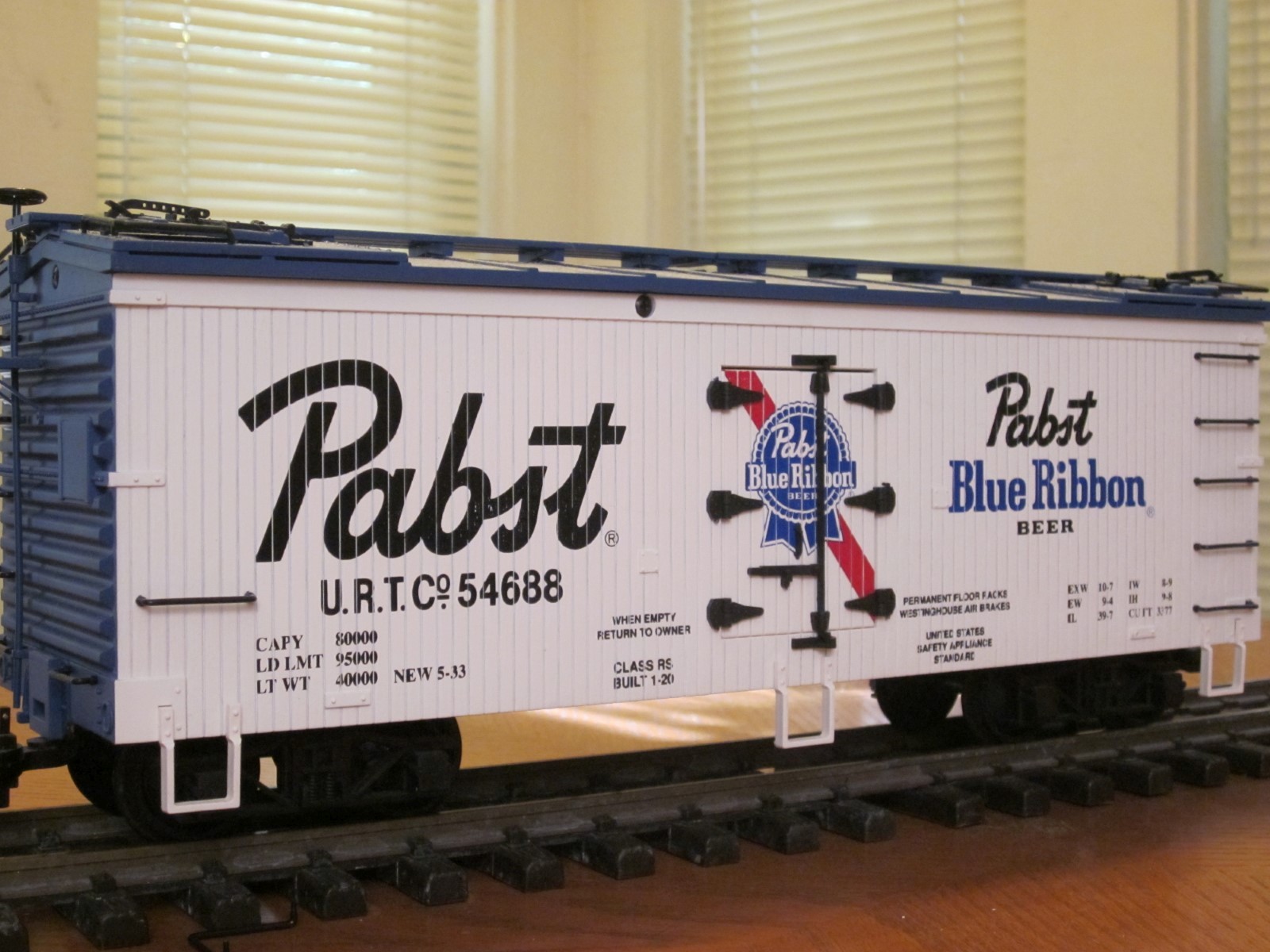 R1631 Pabst Blue Ribbon URTC 54688