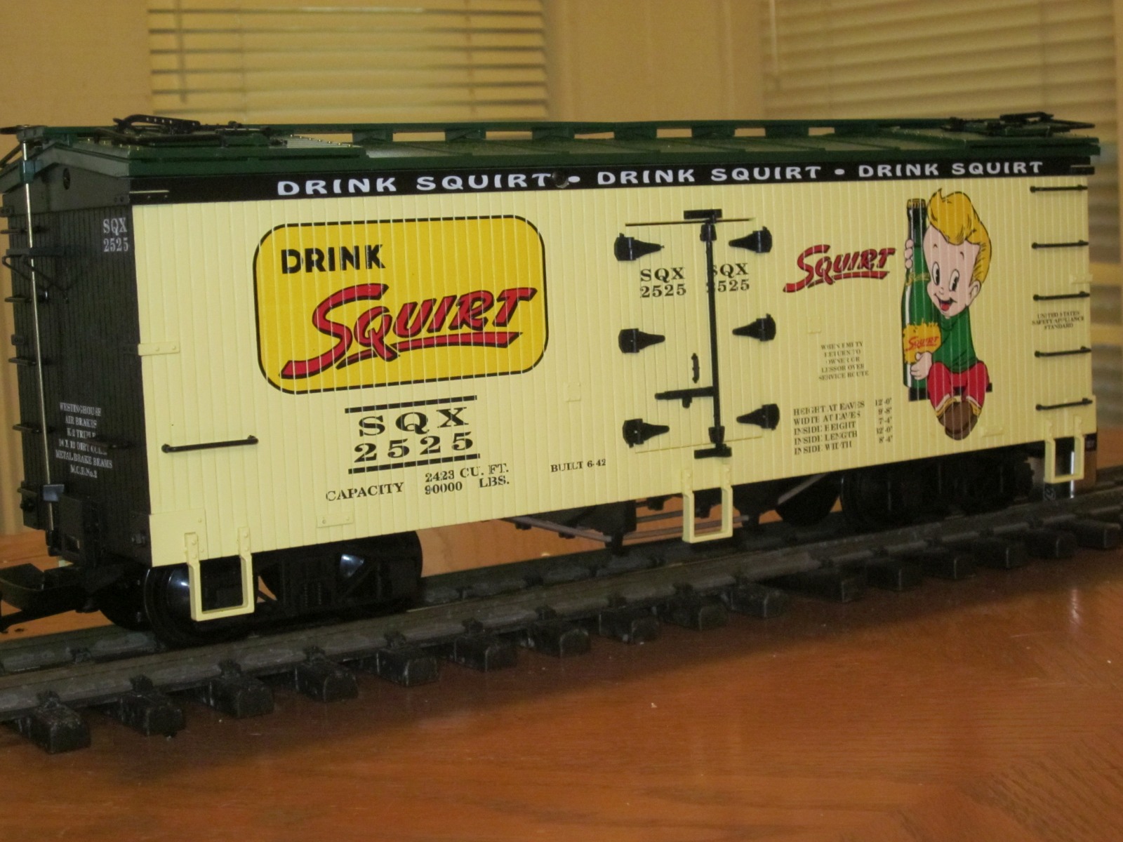 R16231 Squirt Soda SQX 2525