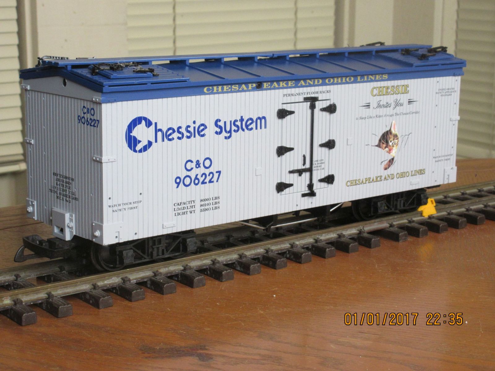 R16012 C Reefer Chesapeake And Ohio C&O 906227 (LtGrey Blue)