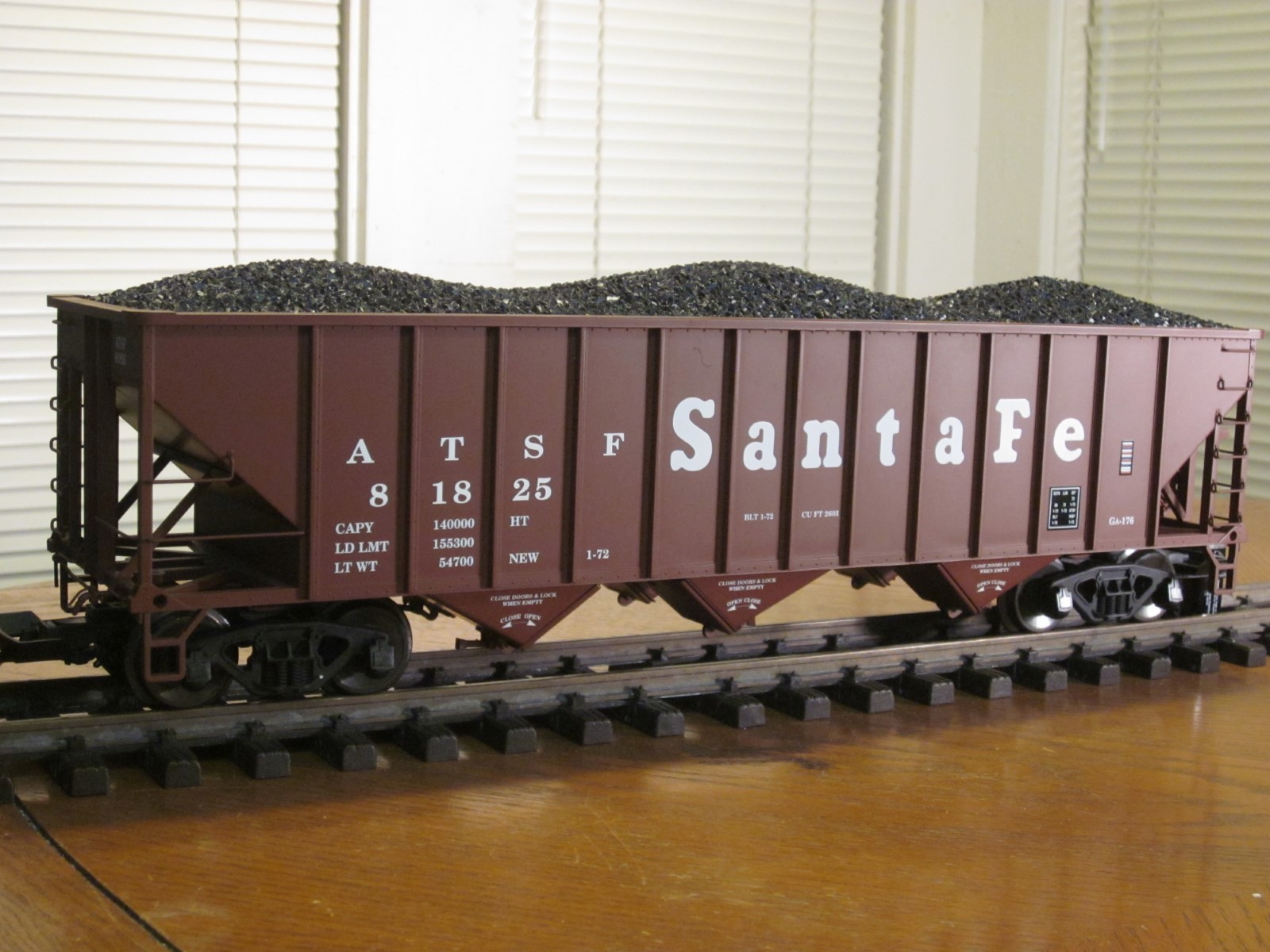 R14002 Santa Fe ATSF 81825