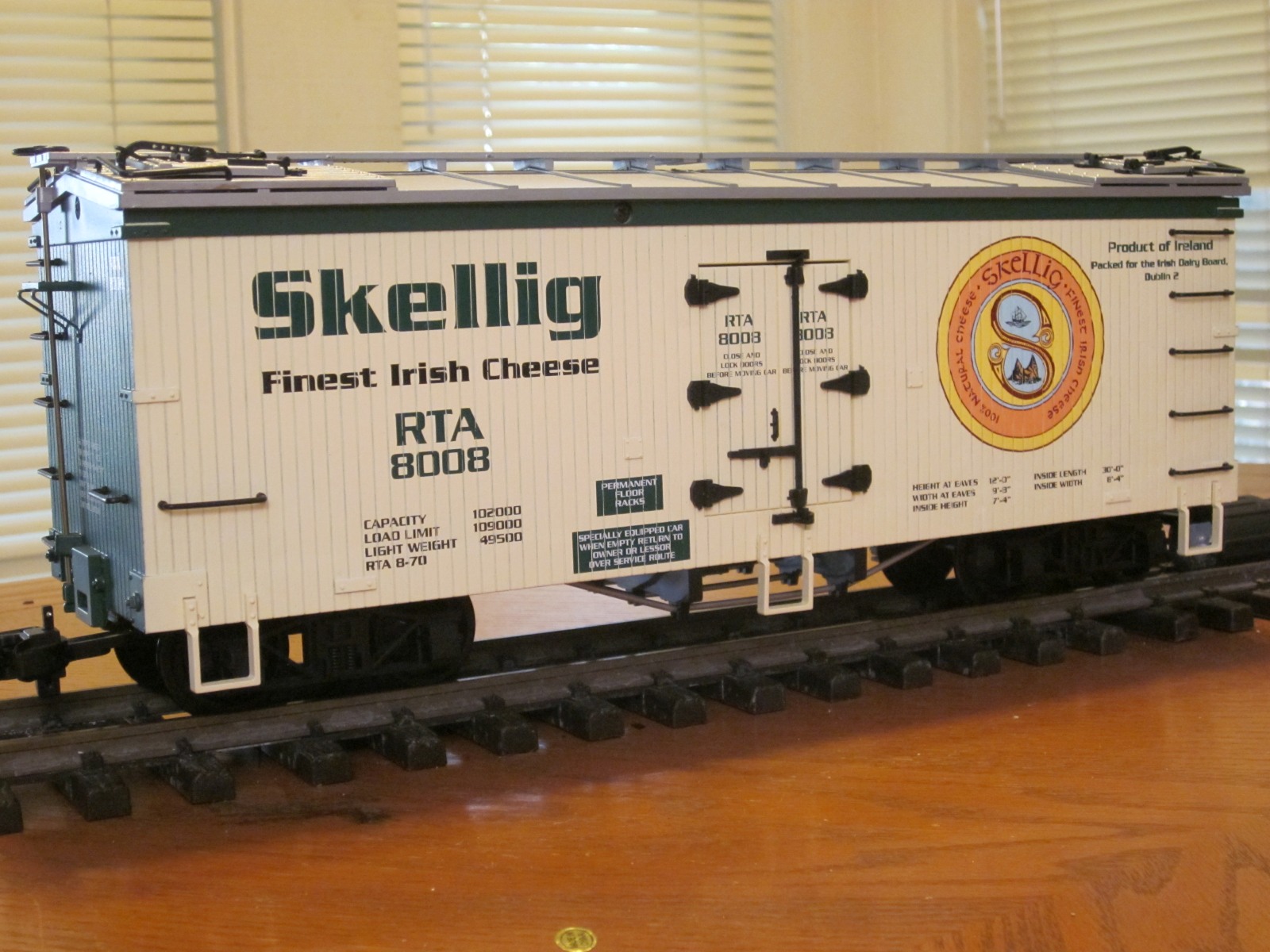 R16203 Skellig Irish Cheese RTA 8008