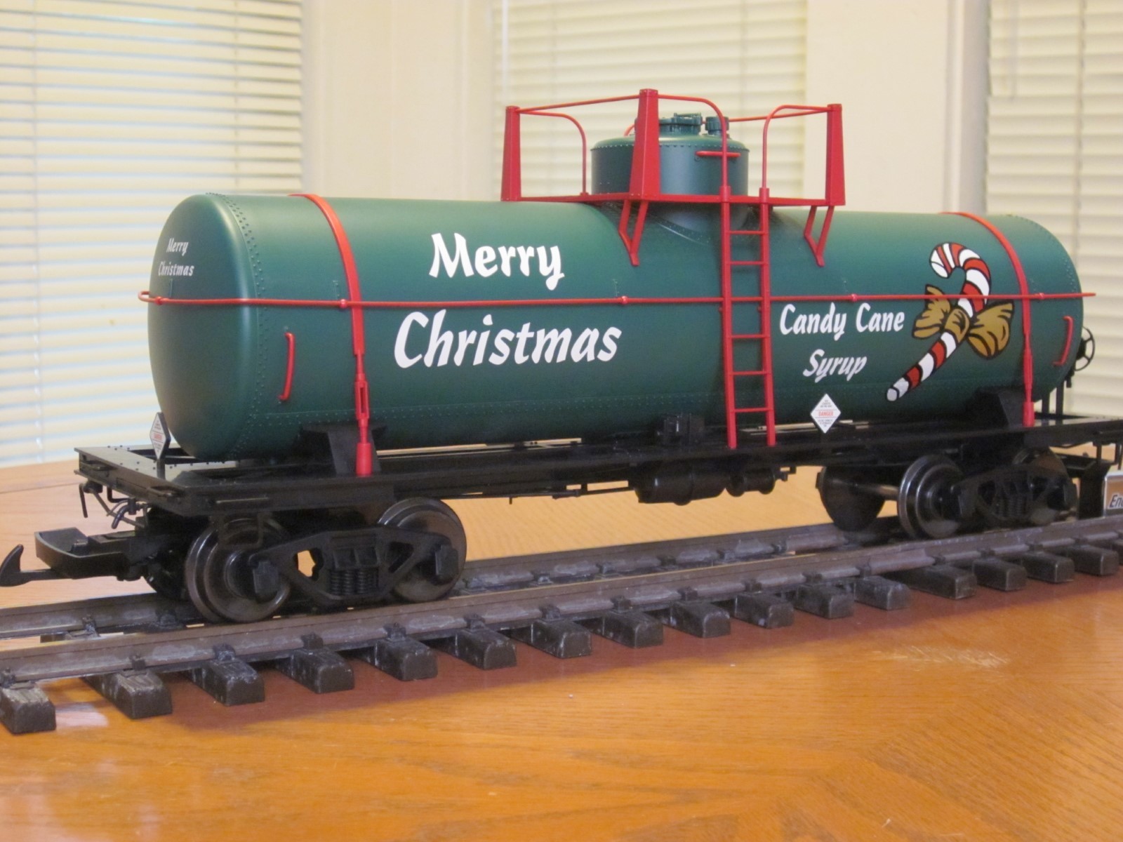 R15126 Christmas 2002