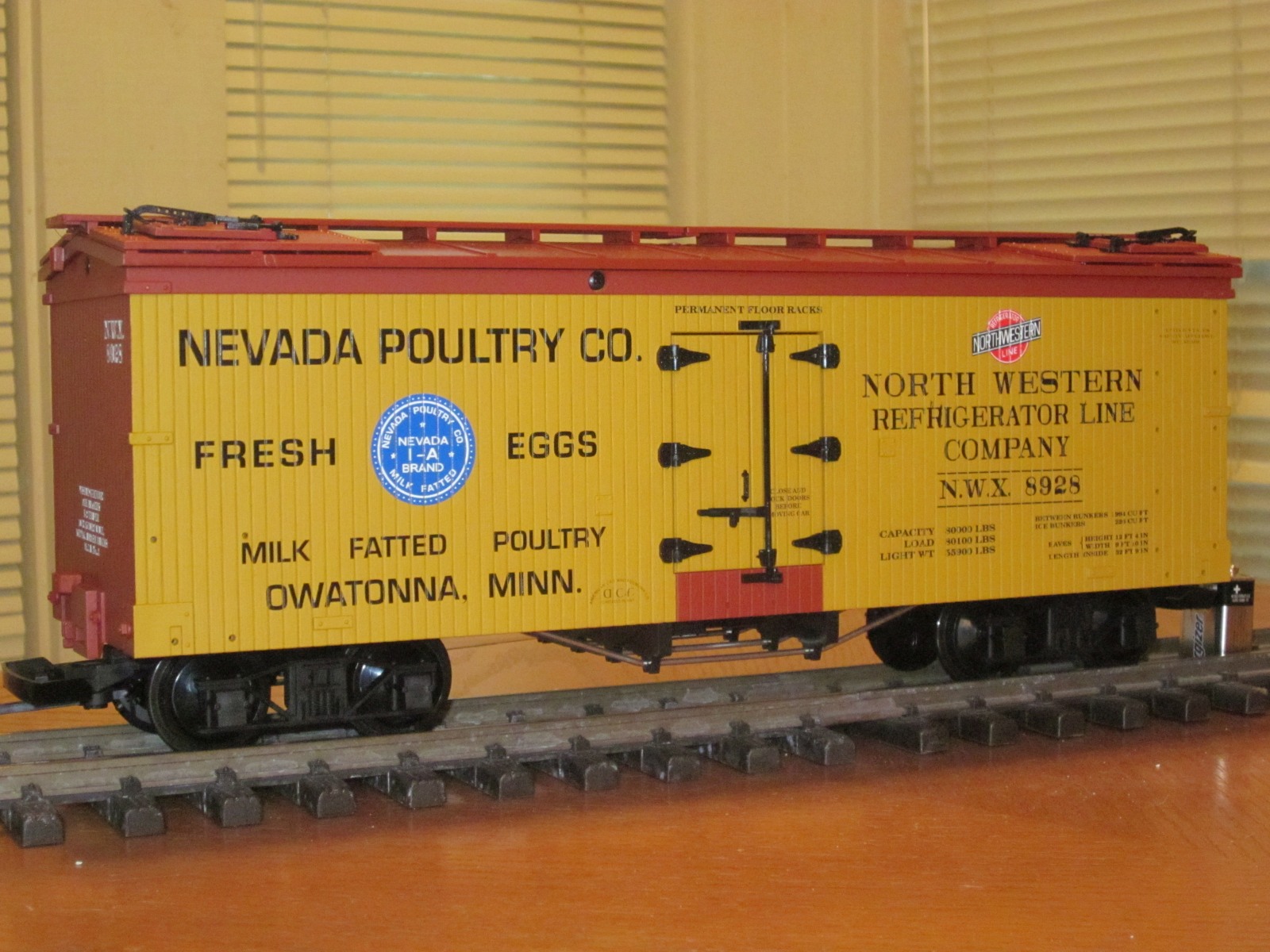 R16379 North Western Refrigerator Line Nevada Poutry NWX 8928