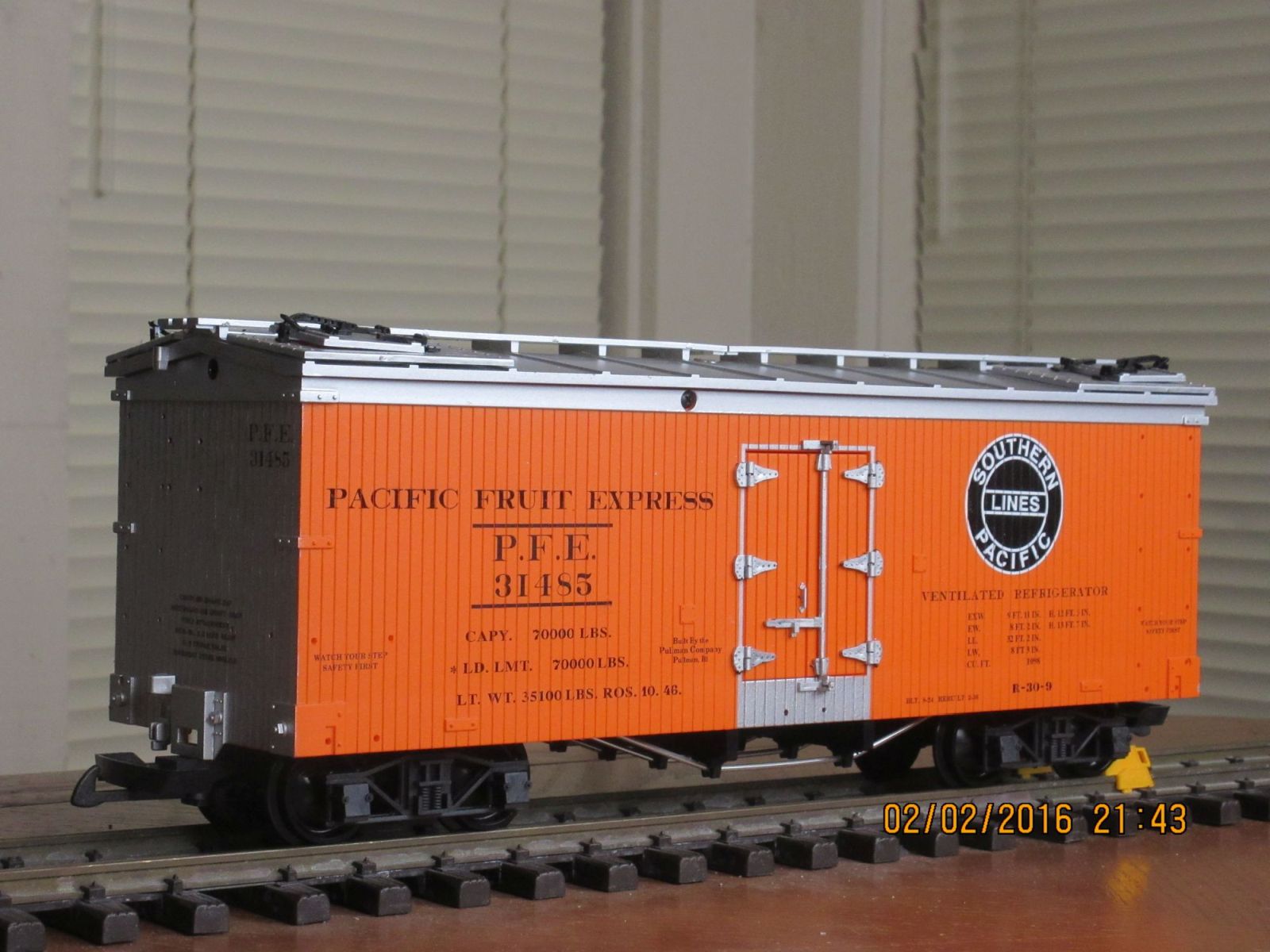 R16484 D PFE SP PFE 31485