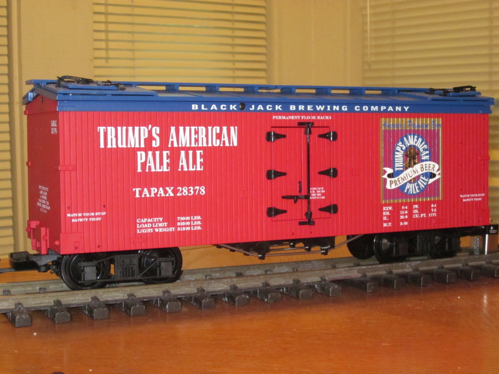 R16383 Black Jack Brewing Trumps Pale Ale TAPAX 28378