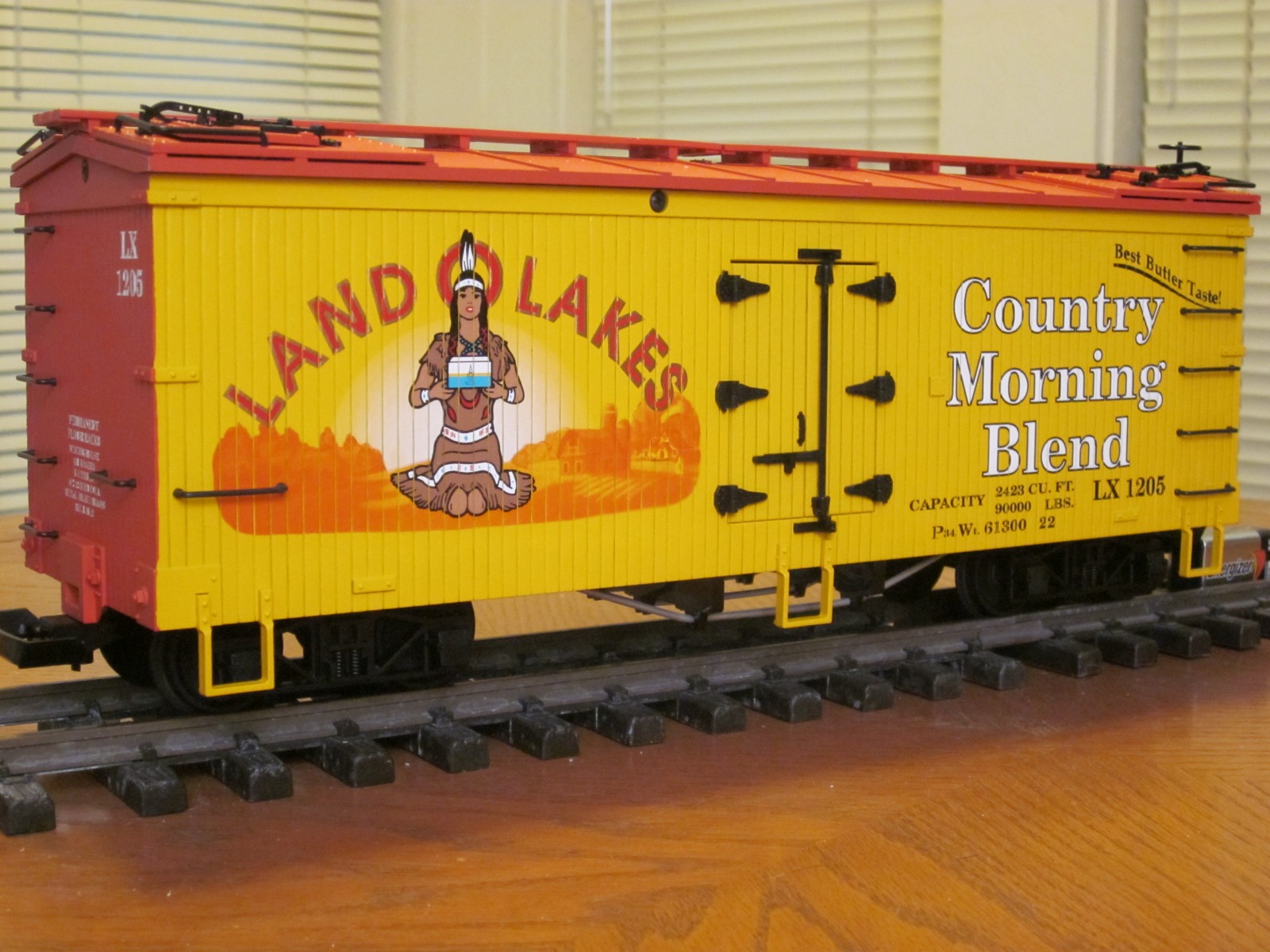 R16057 Land O Lakes Country Morning Blend LX 1205