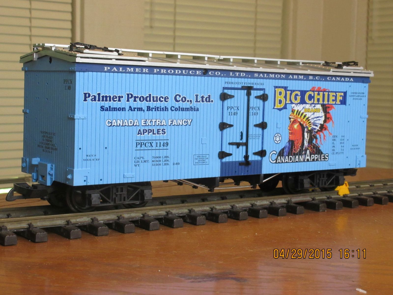 R16475A Big Chief Apples PPCX 1149