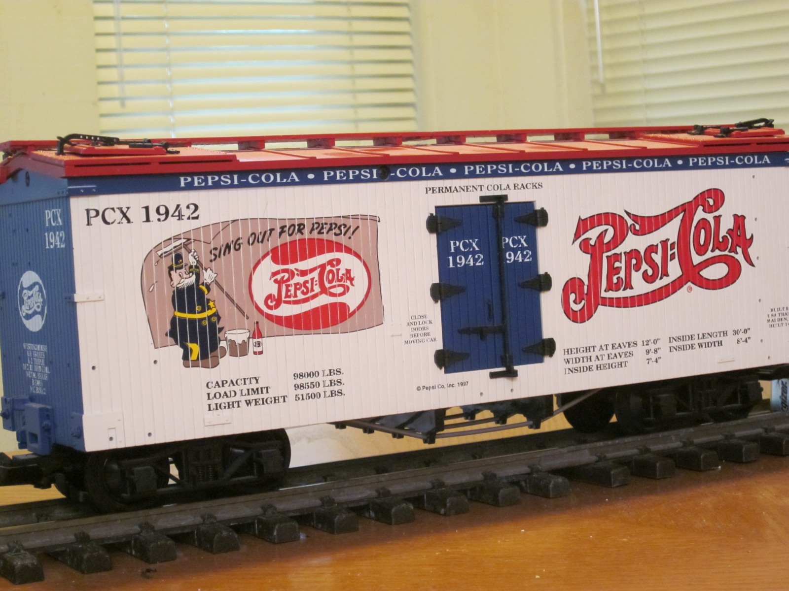 R16126 Pepsi 1942 (Sing Out For Pepsi) PCX 1942