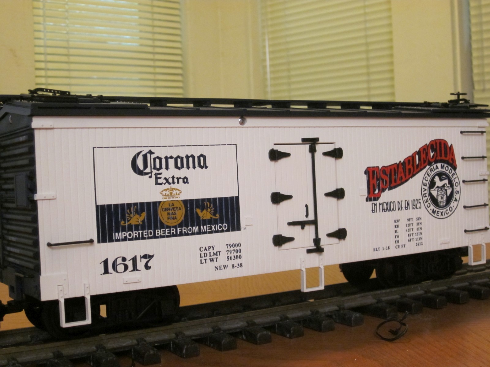 R1617 Corona Extra 1617