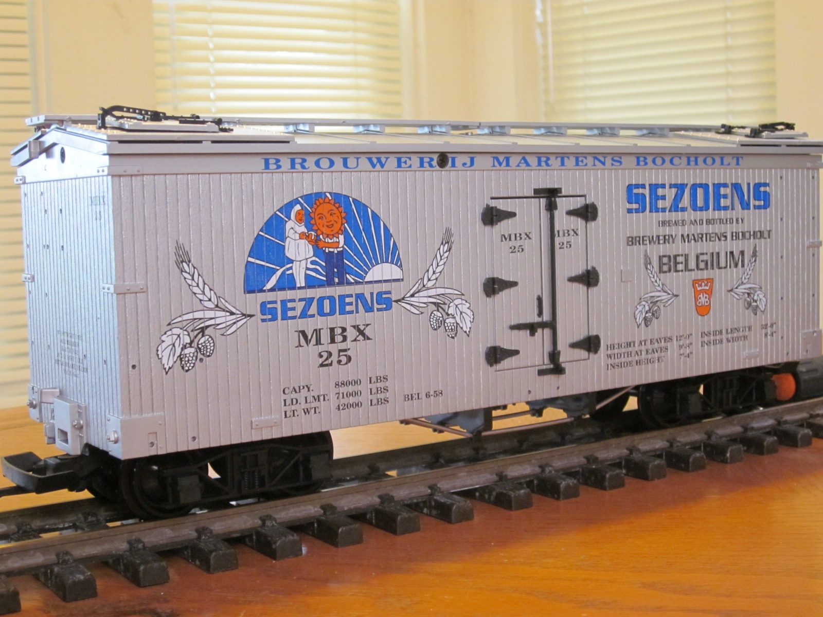 R16262 Sezoens Brewery MBX 25