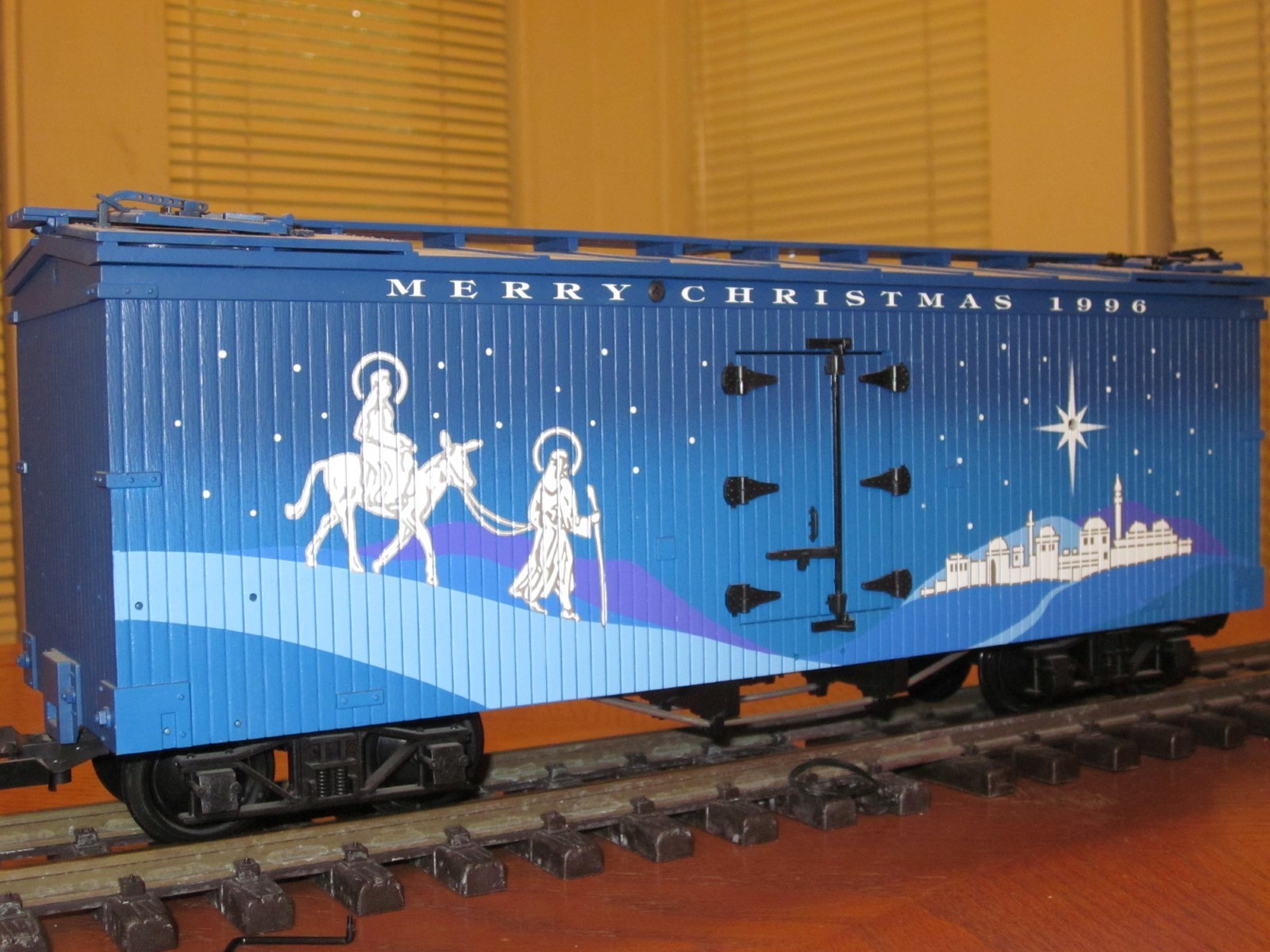1996 Annual Christmas R13014 Reefer