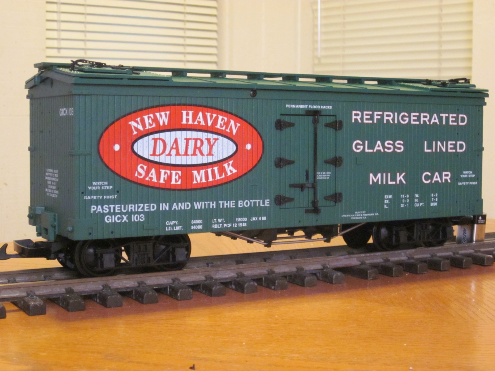 R16353 New Haven Dairy Milk GICX 103