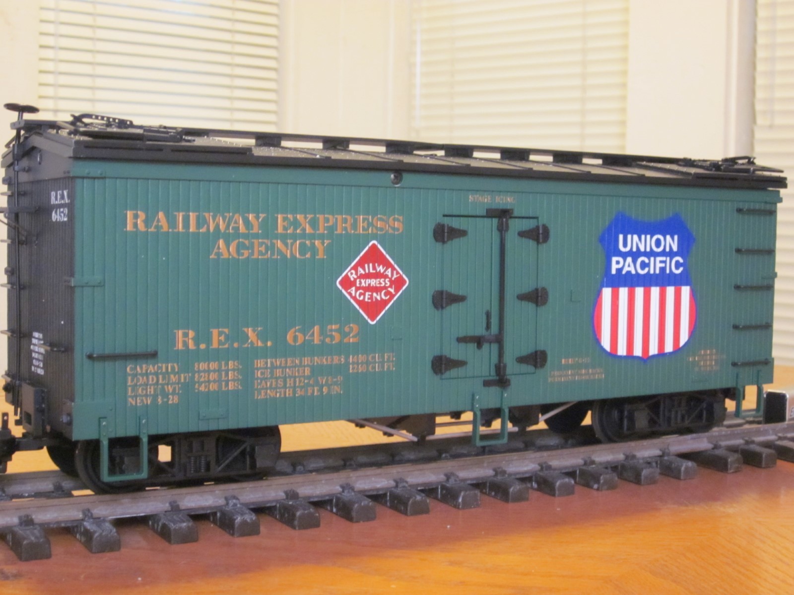 R1682 UP REA REX 6452