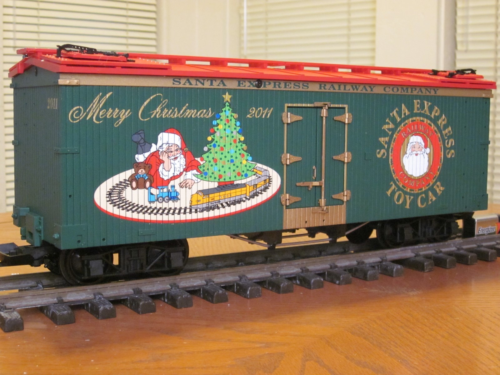 2011 Annual Christmas R13029 Reefer