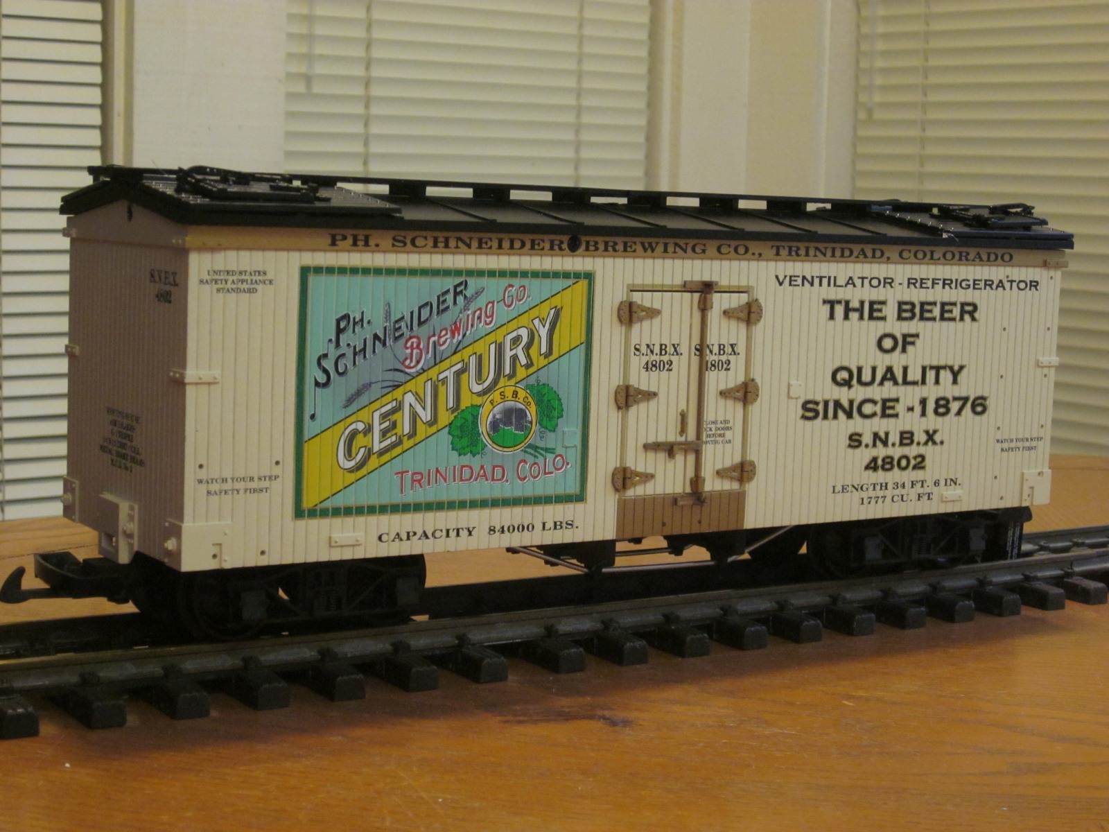 R16445 Century Beer SNBX 4802