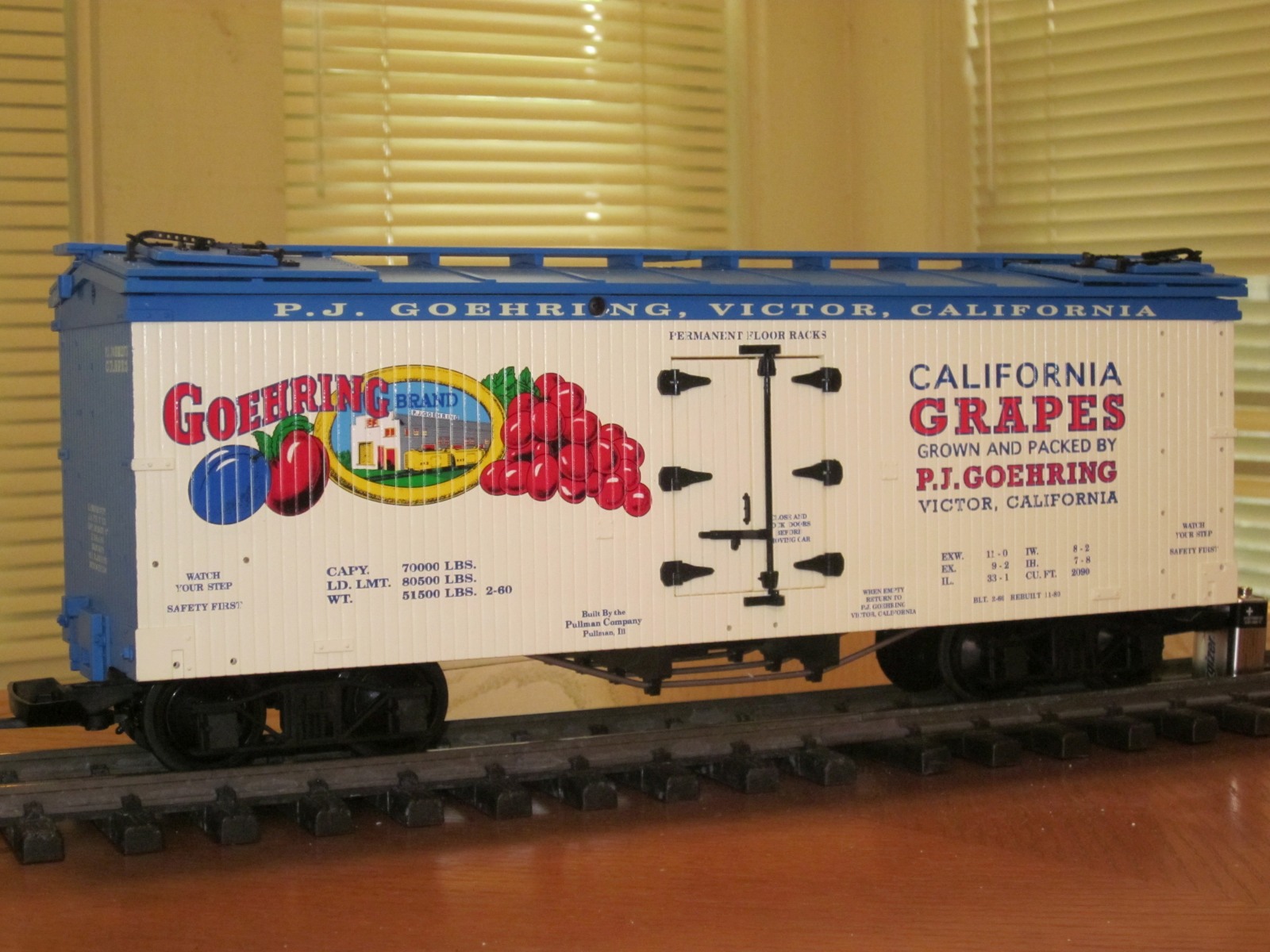 R16325 Goehring Grapes