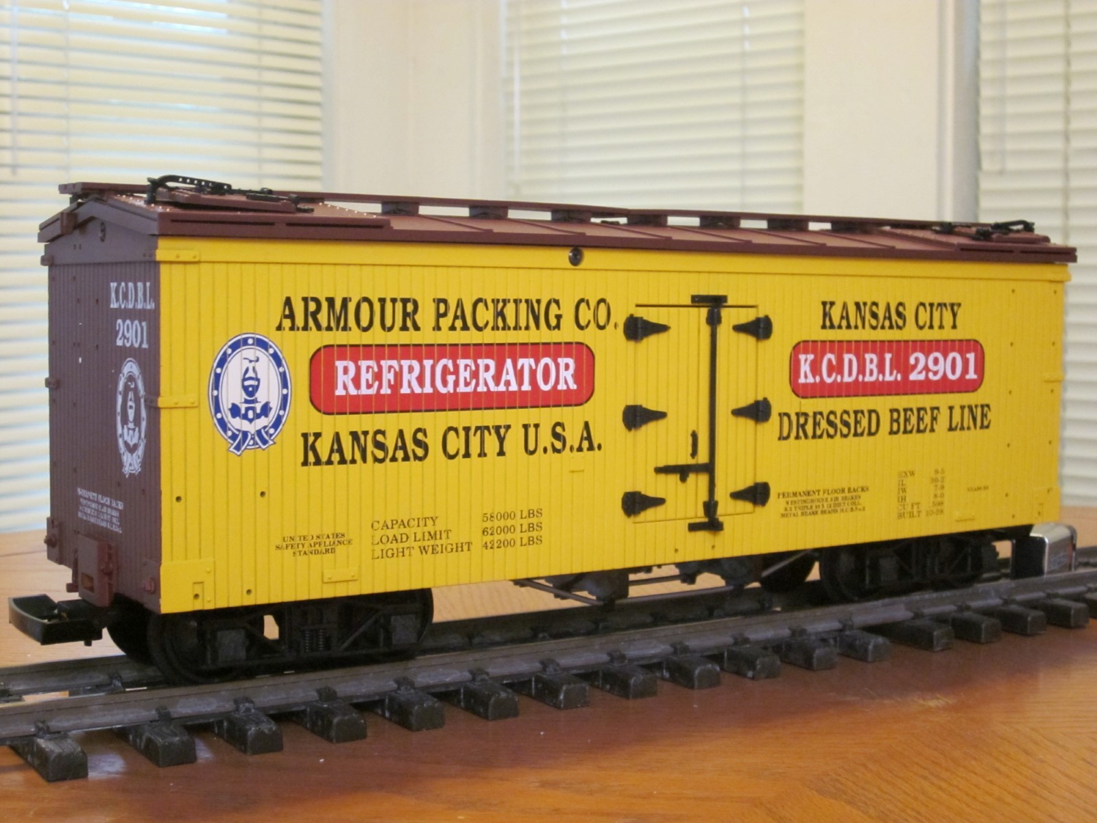 R1693 Armour Dressed Beef KCDBL 2901