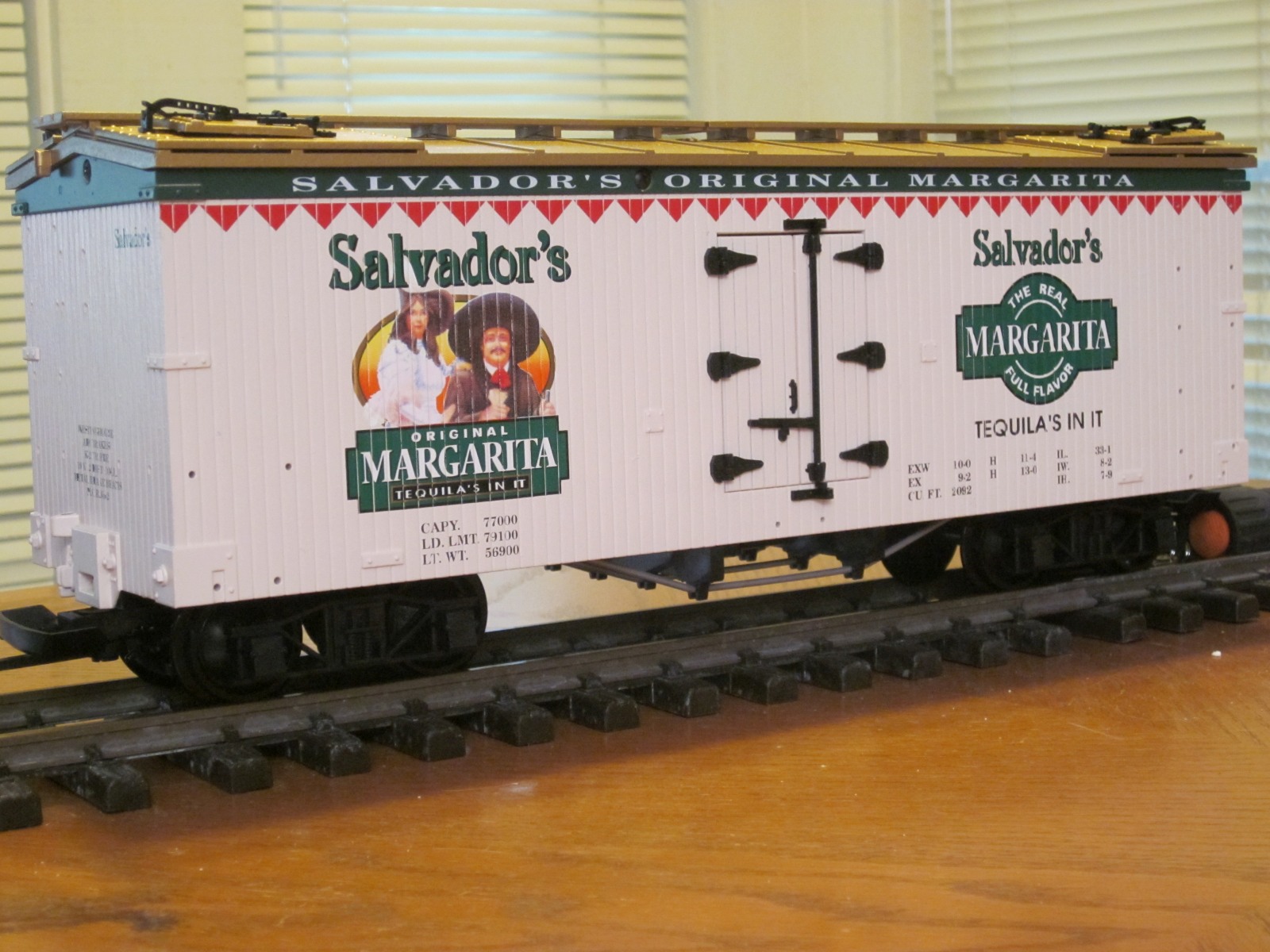 R16285 Salvadors Margarita