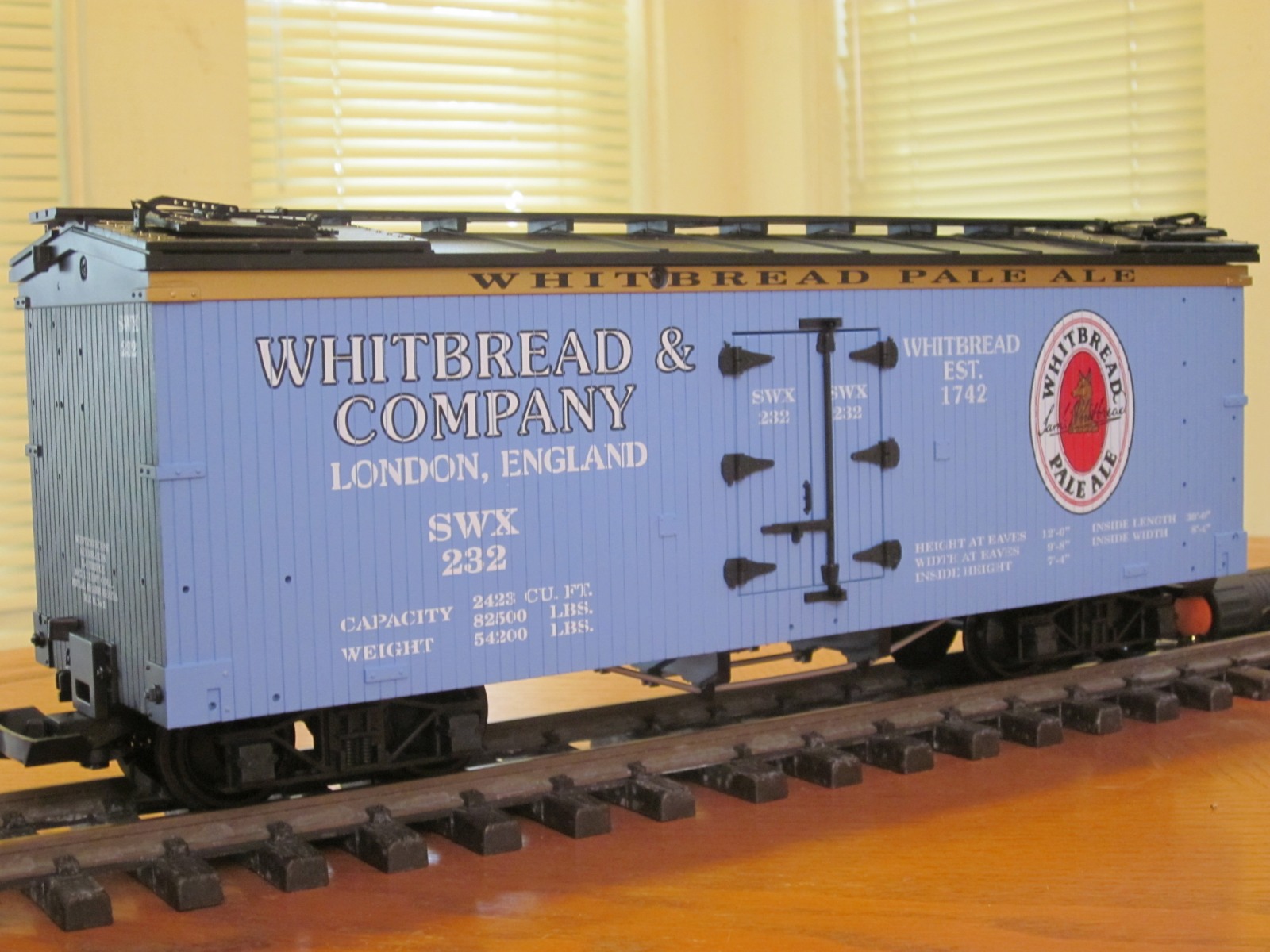 R16246 Whitbread Pale Ale SWX 232