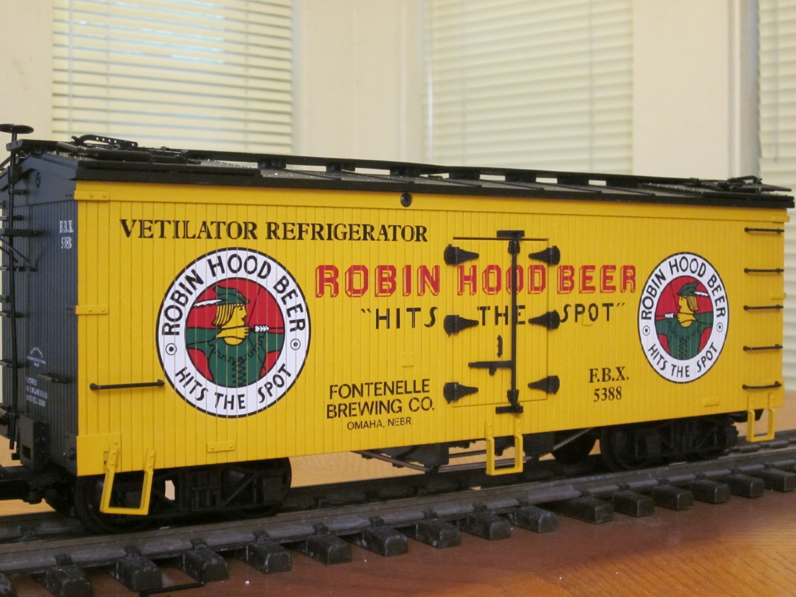 R1657 Robin Hood Beer FBX 5388