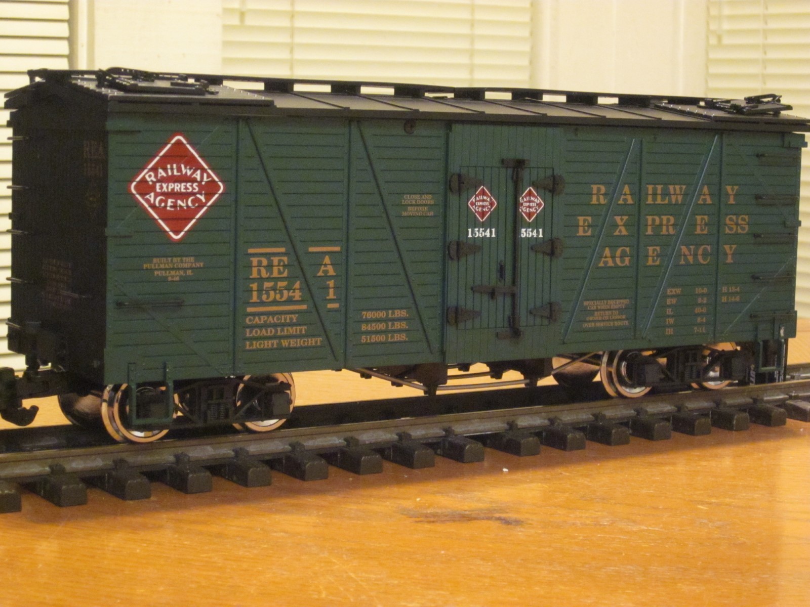 R15009 Railway Express Agency REA 15541