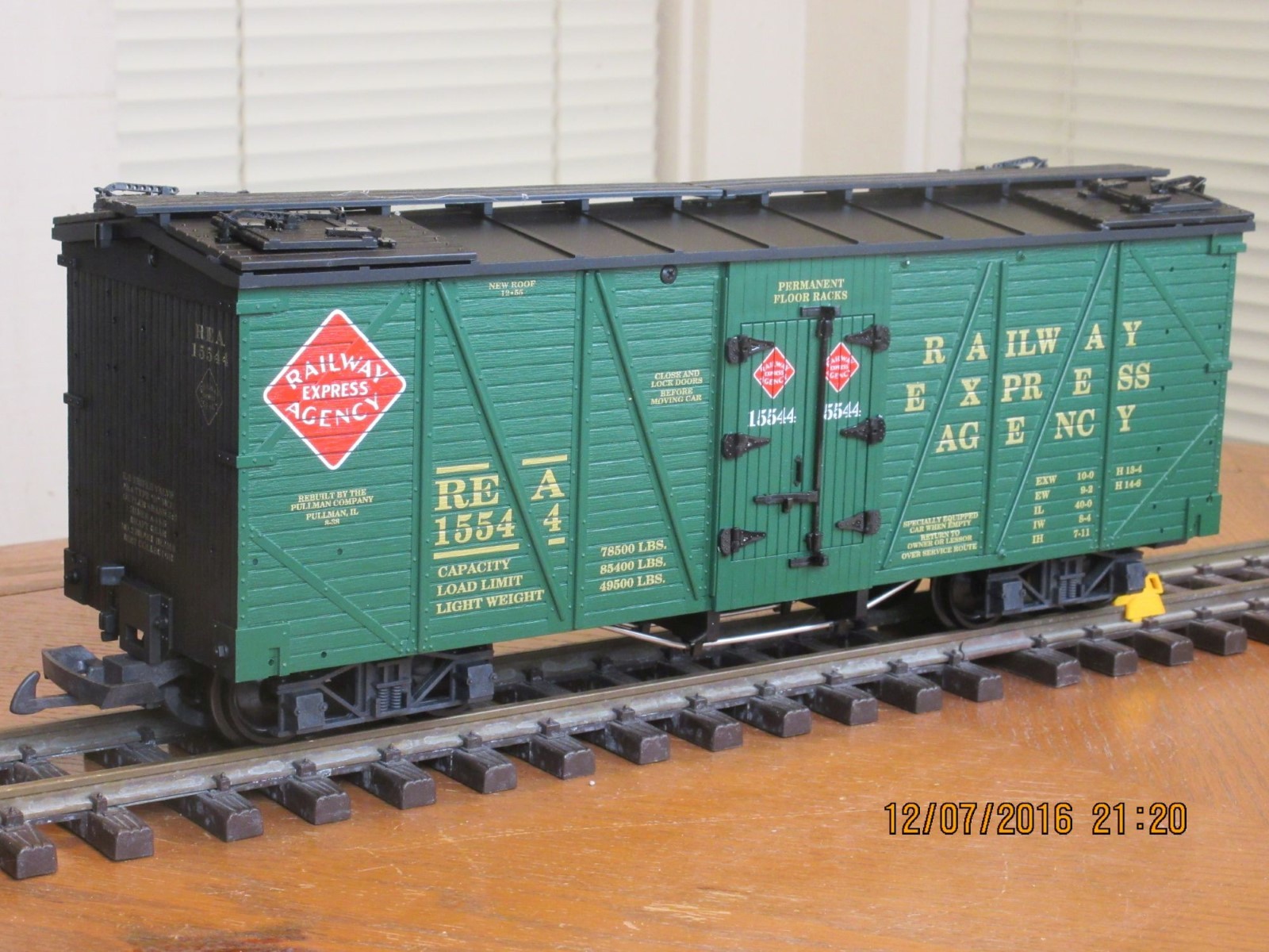 R15027 B Reefer OSB REA Express REA 15544