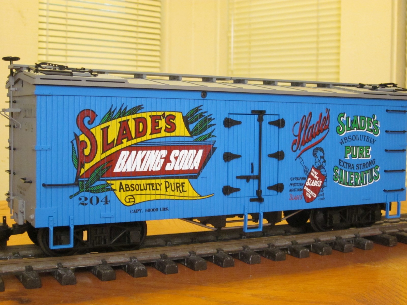 R1670 Slades Baking Soda 204