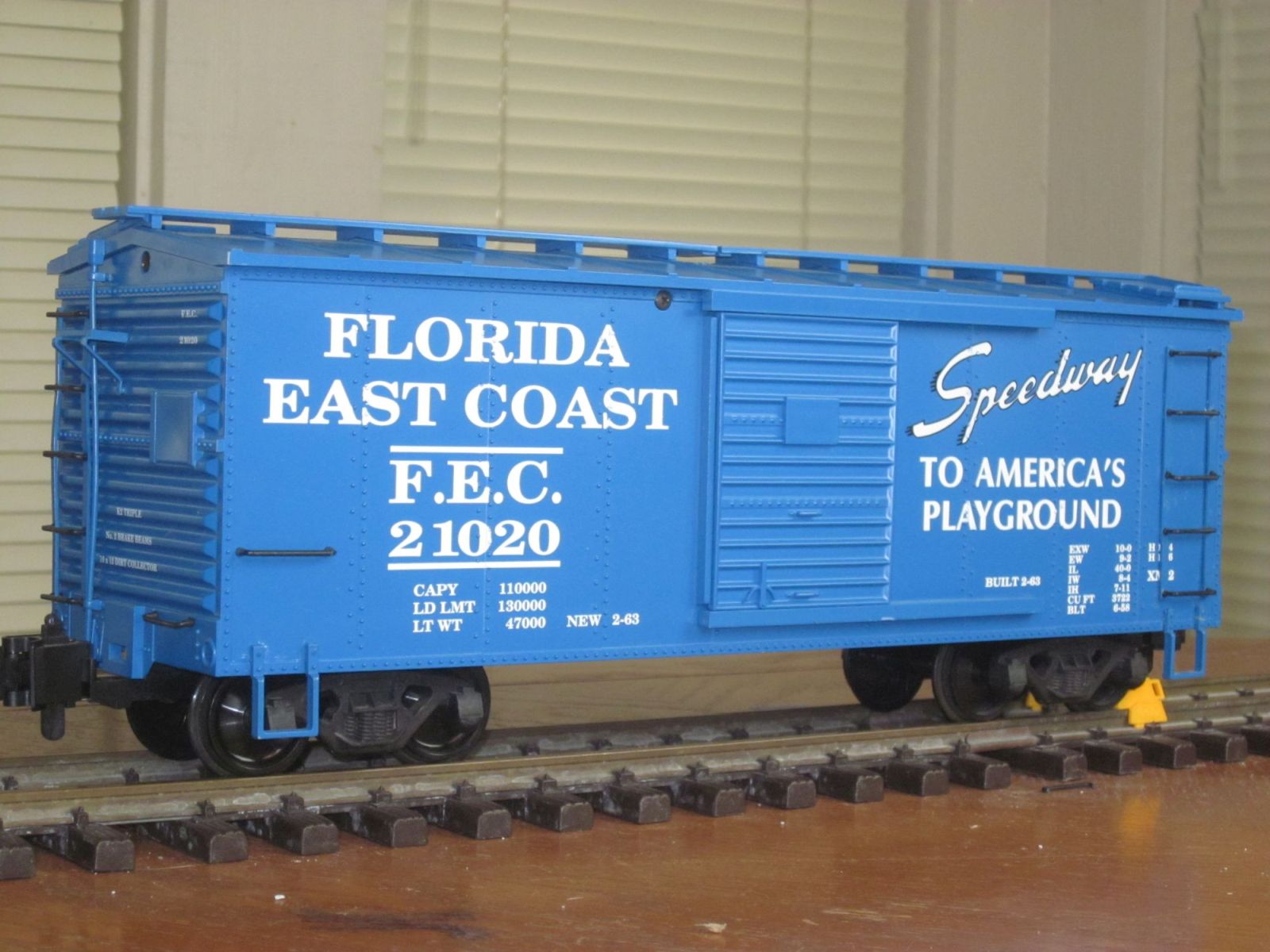 R19011 - Box Car Florida East Coast #21020