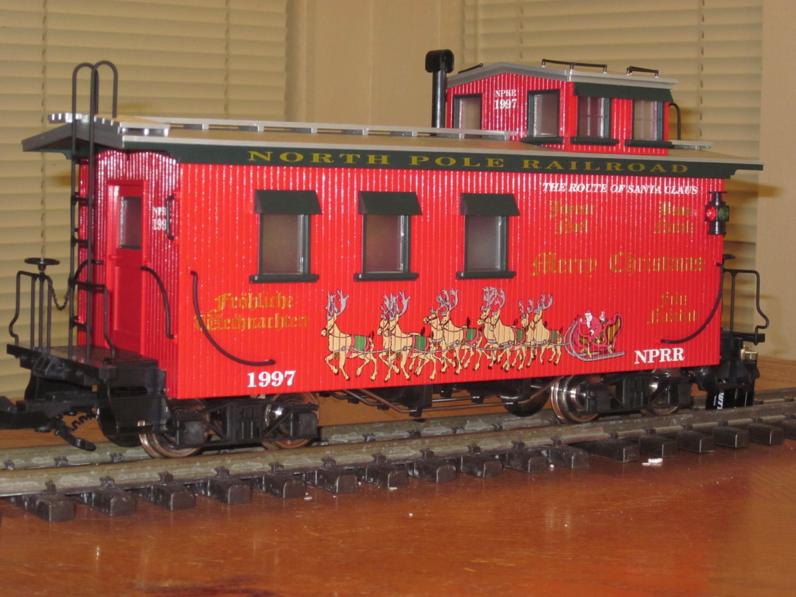 R12014 North Pole Railroad 1997