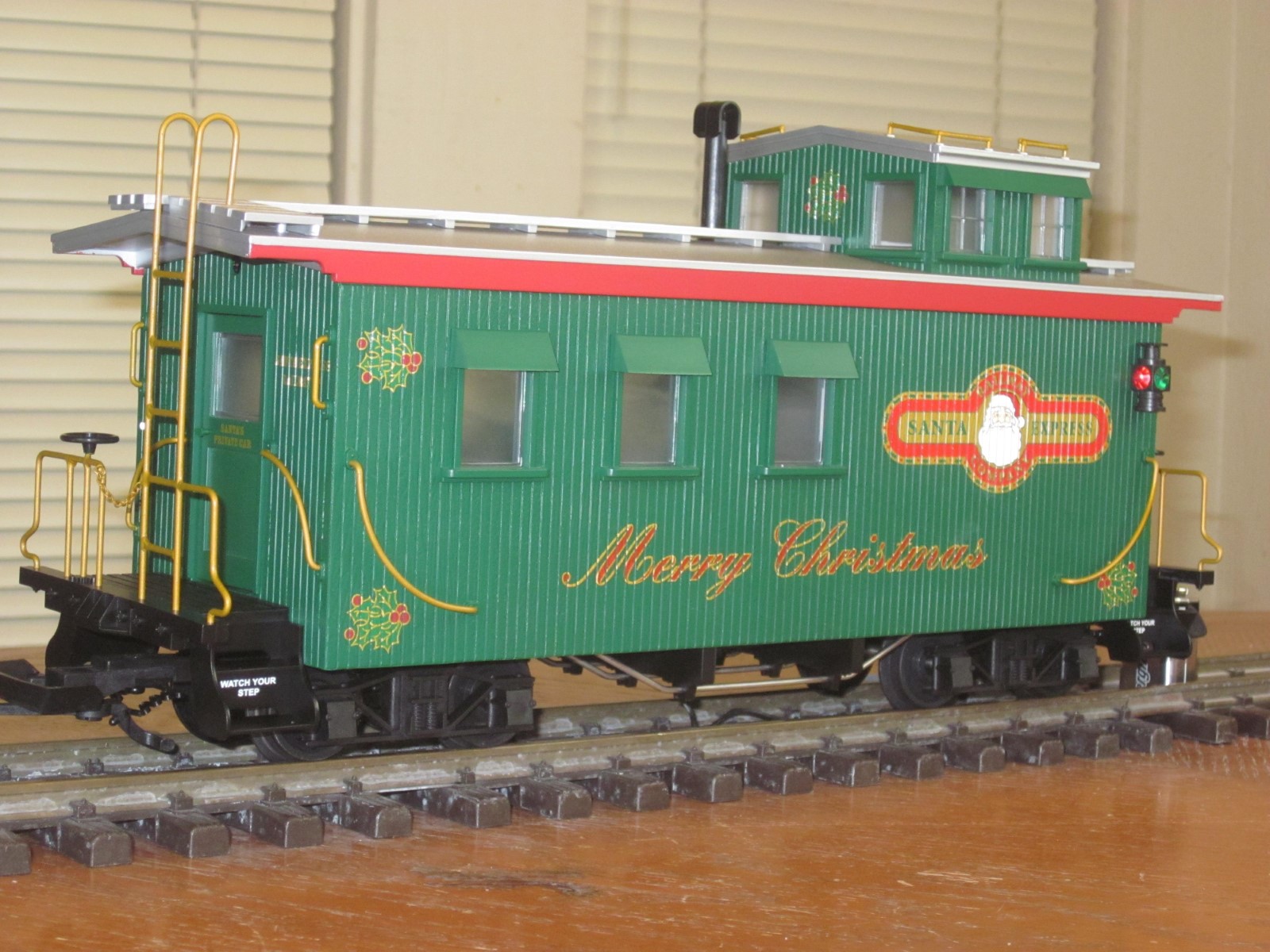 R12025 Santa Express
