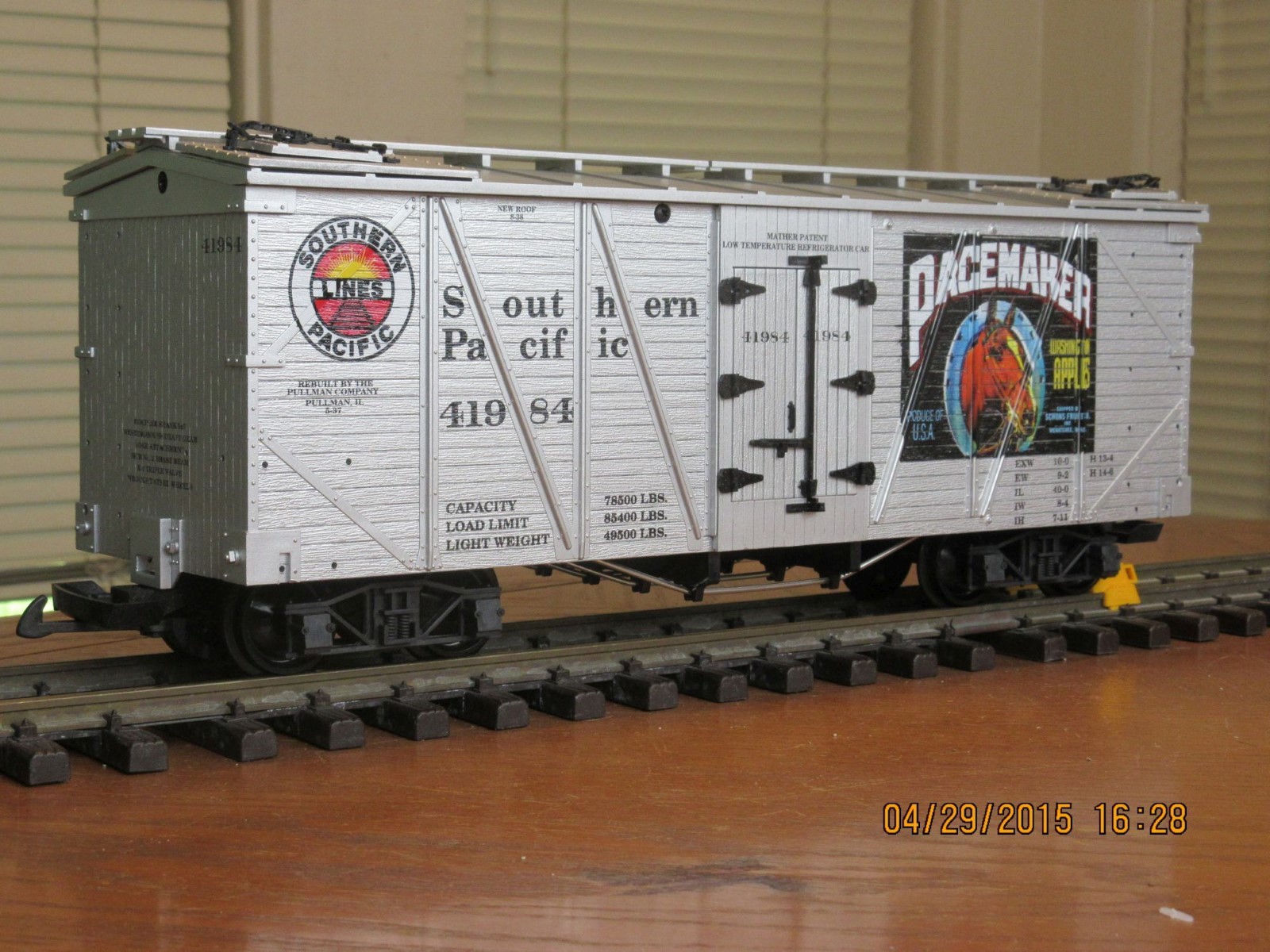 R15026B Southern Pacific Spacemaker Apples SP 41984