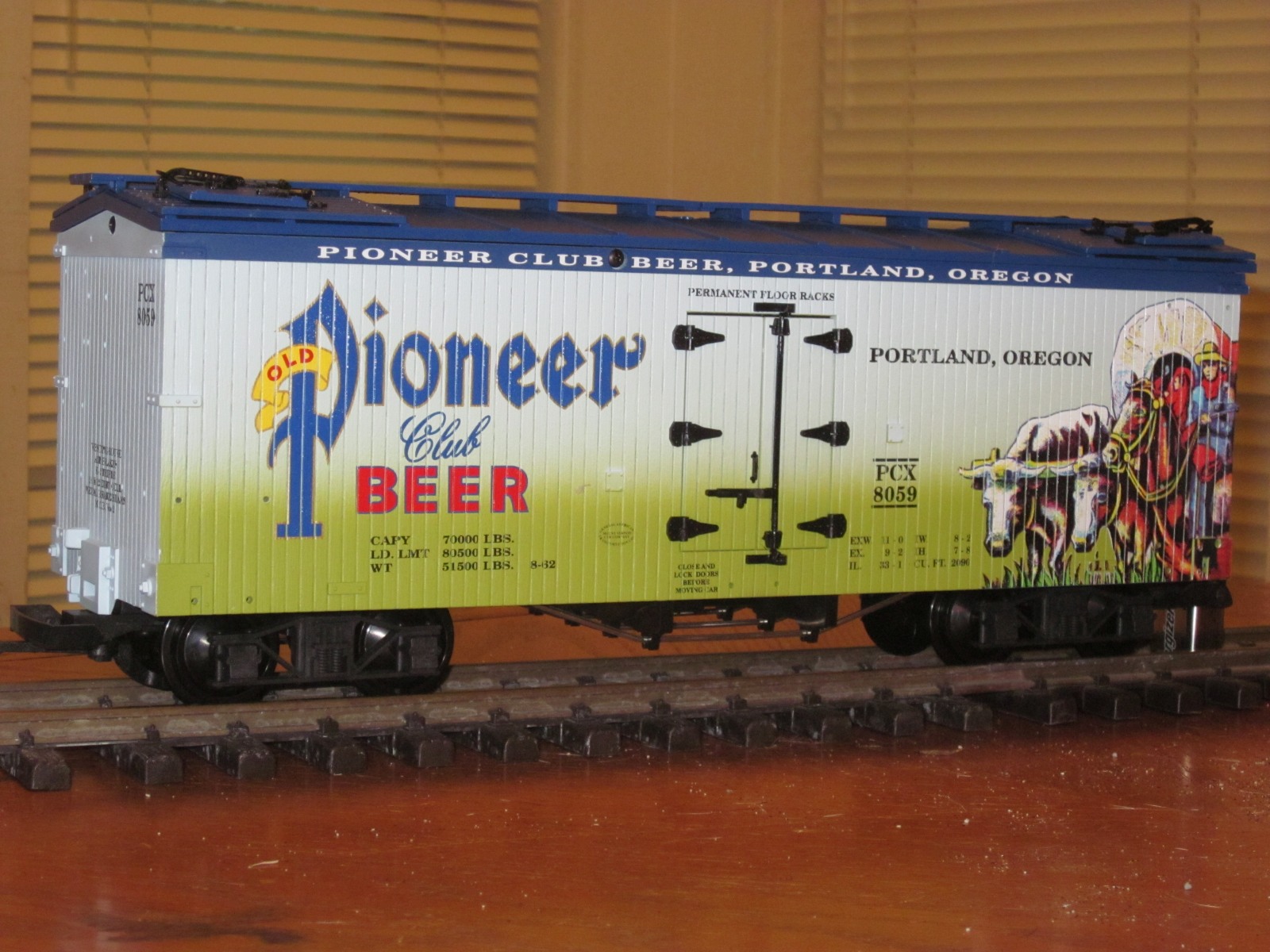 R16432 Pioneer Club Beer PCX 8059