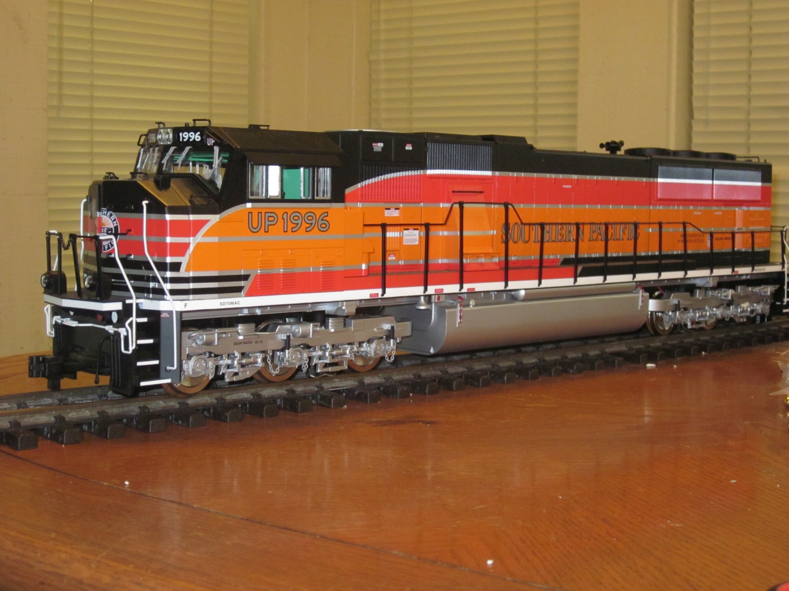 R22621 Union Pacific (Southern Pacific Heritage) UP 1996