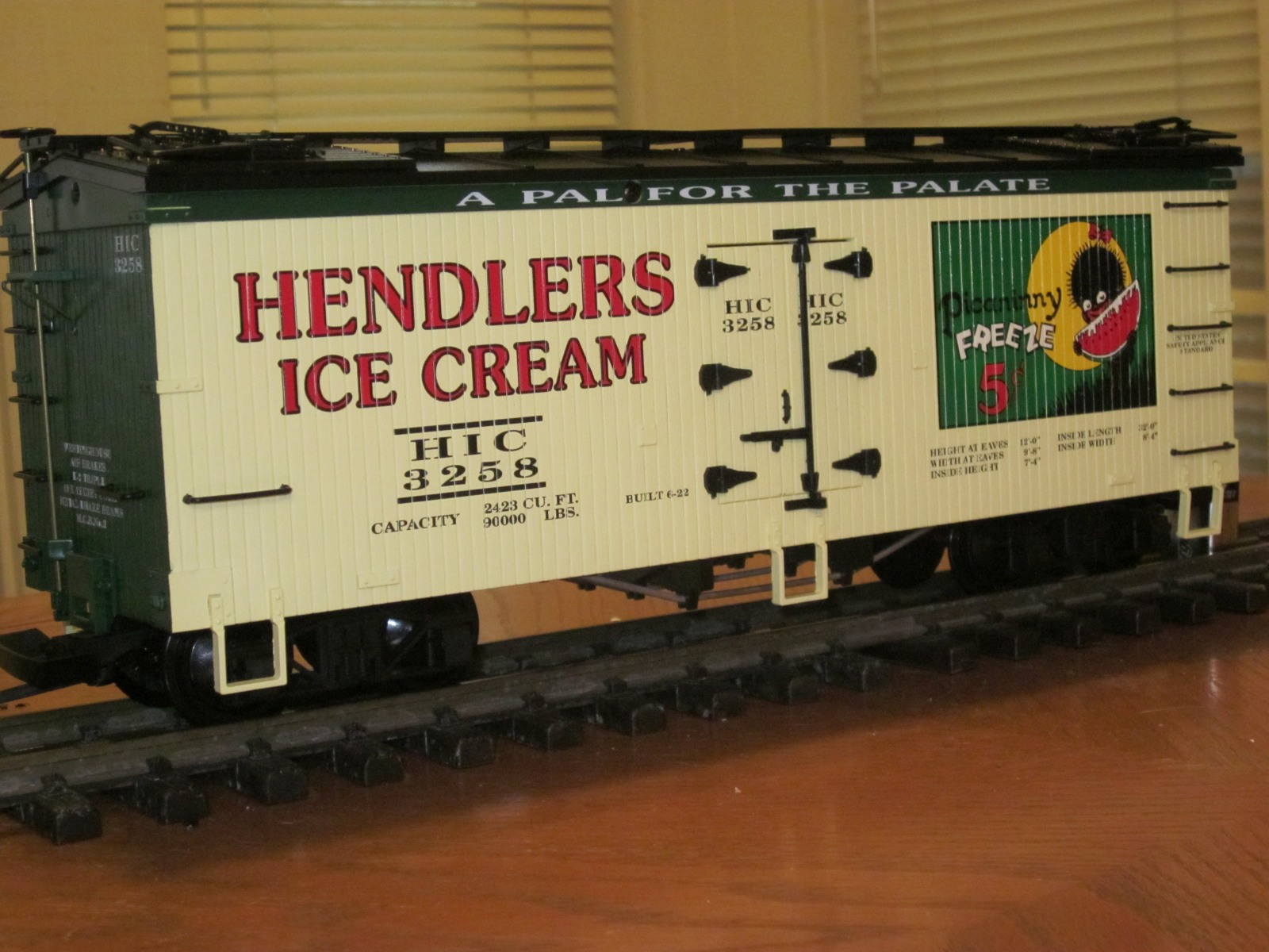 R16232 Hendlers Ice Cream HIC 3258
