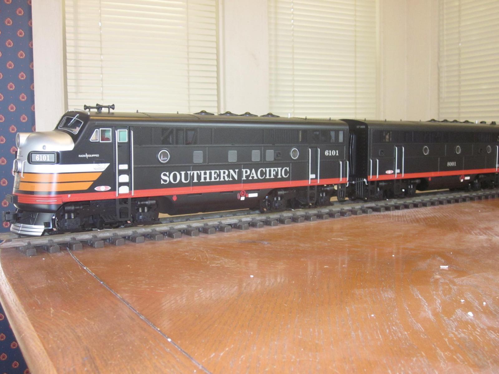 R22261 Southern Pacific (series 2)%20#6101 8001