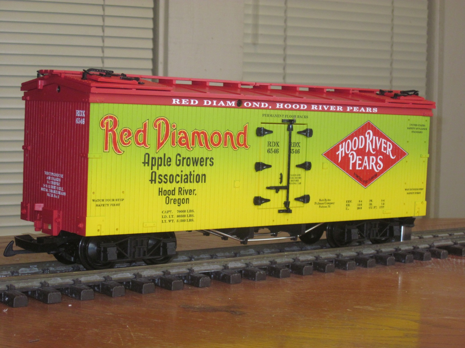 R16455 Red Diamond Pears #RDX 6546
