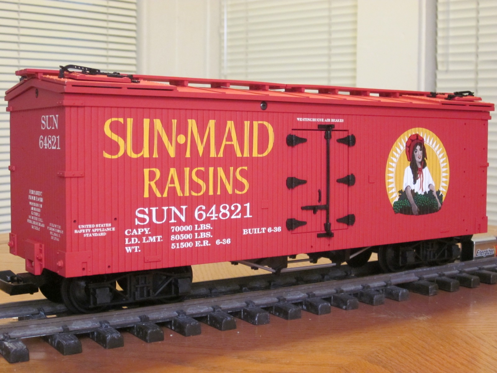 R16022 SunMaid Raisins SUN 64821